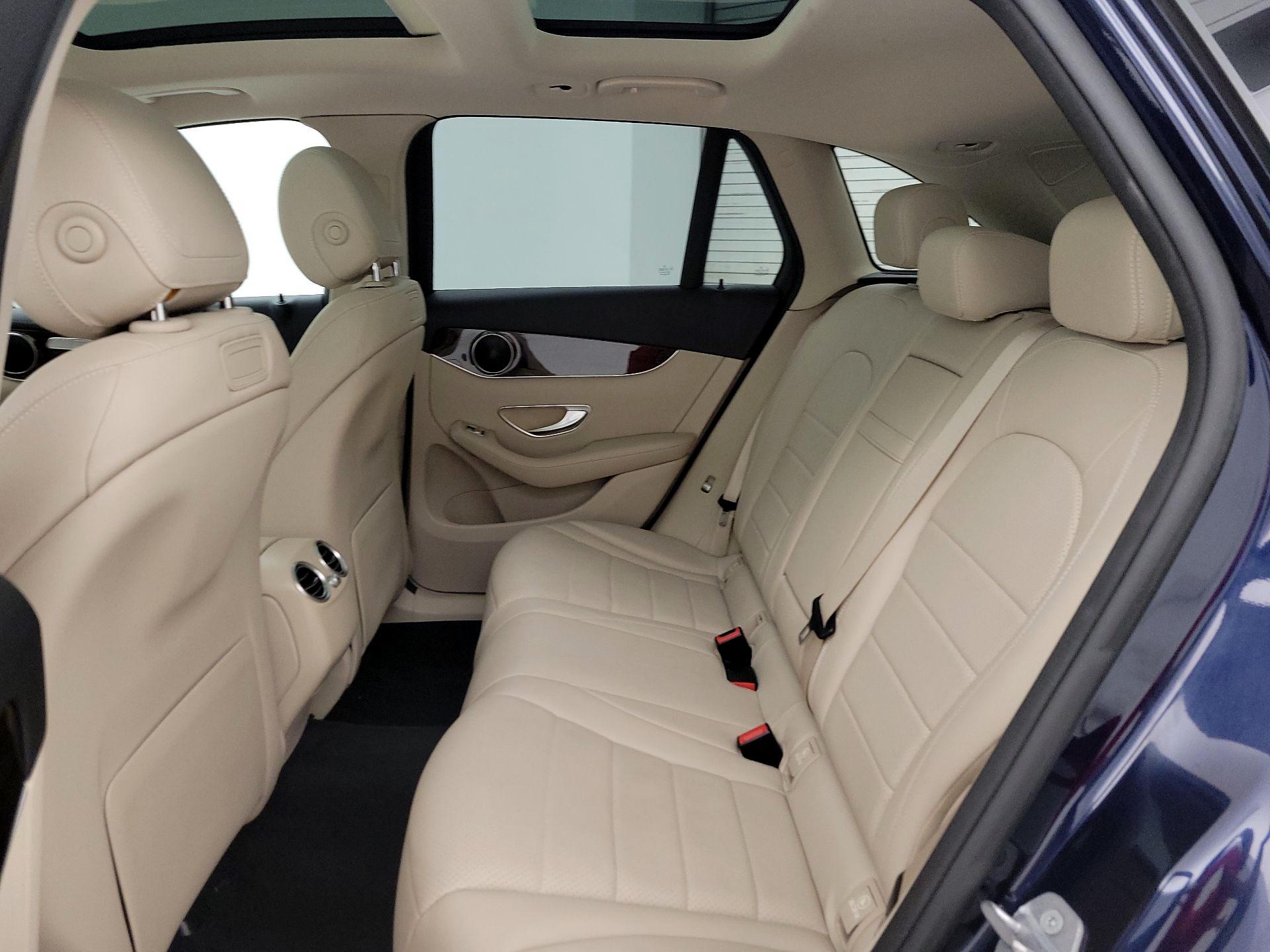 Thumbnail: 2018 Mercedes-Benz GLC - 20