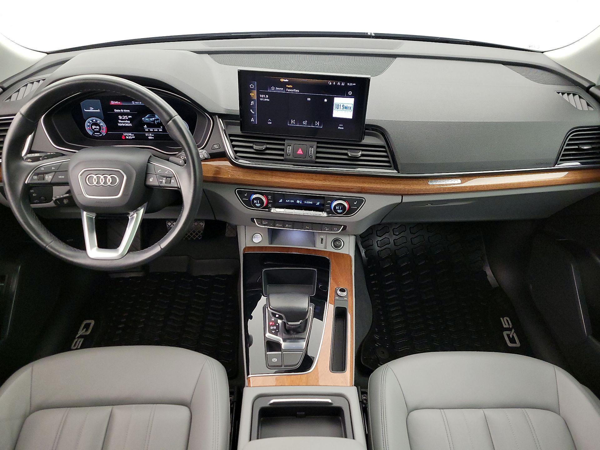 Thumbnail: 2022 Audi Q5 - 9