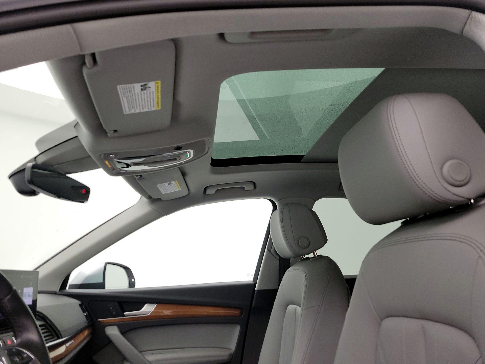 Thumbnail: 2022 Audi Q5 - 19