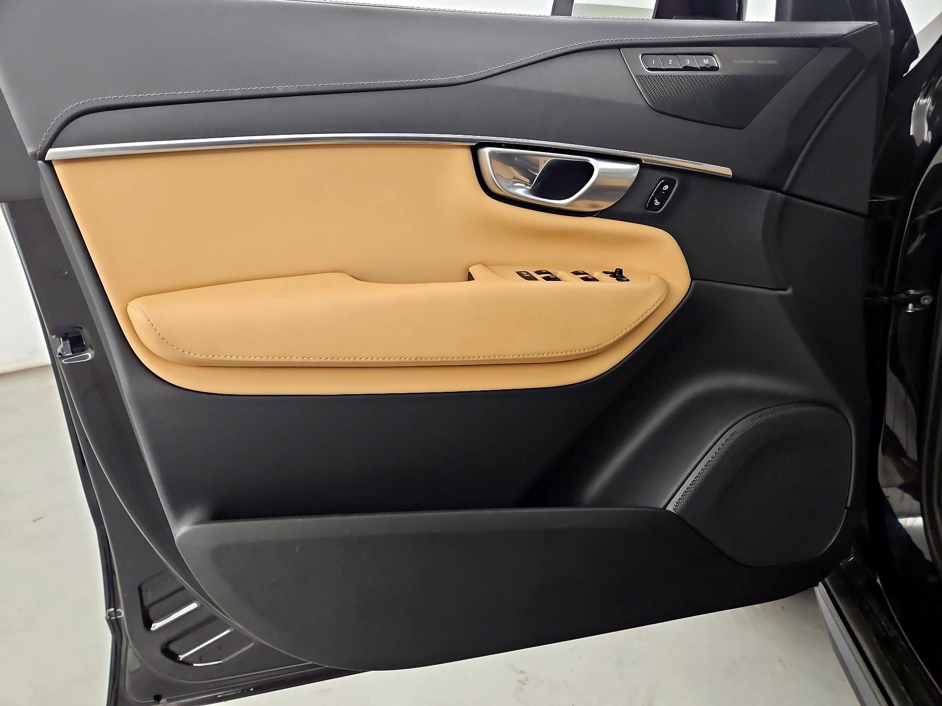 Thumbnail: 2024 Volvo XC90 - 12