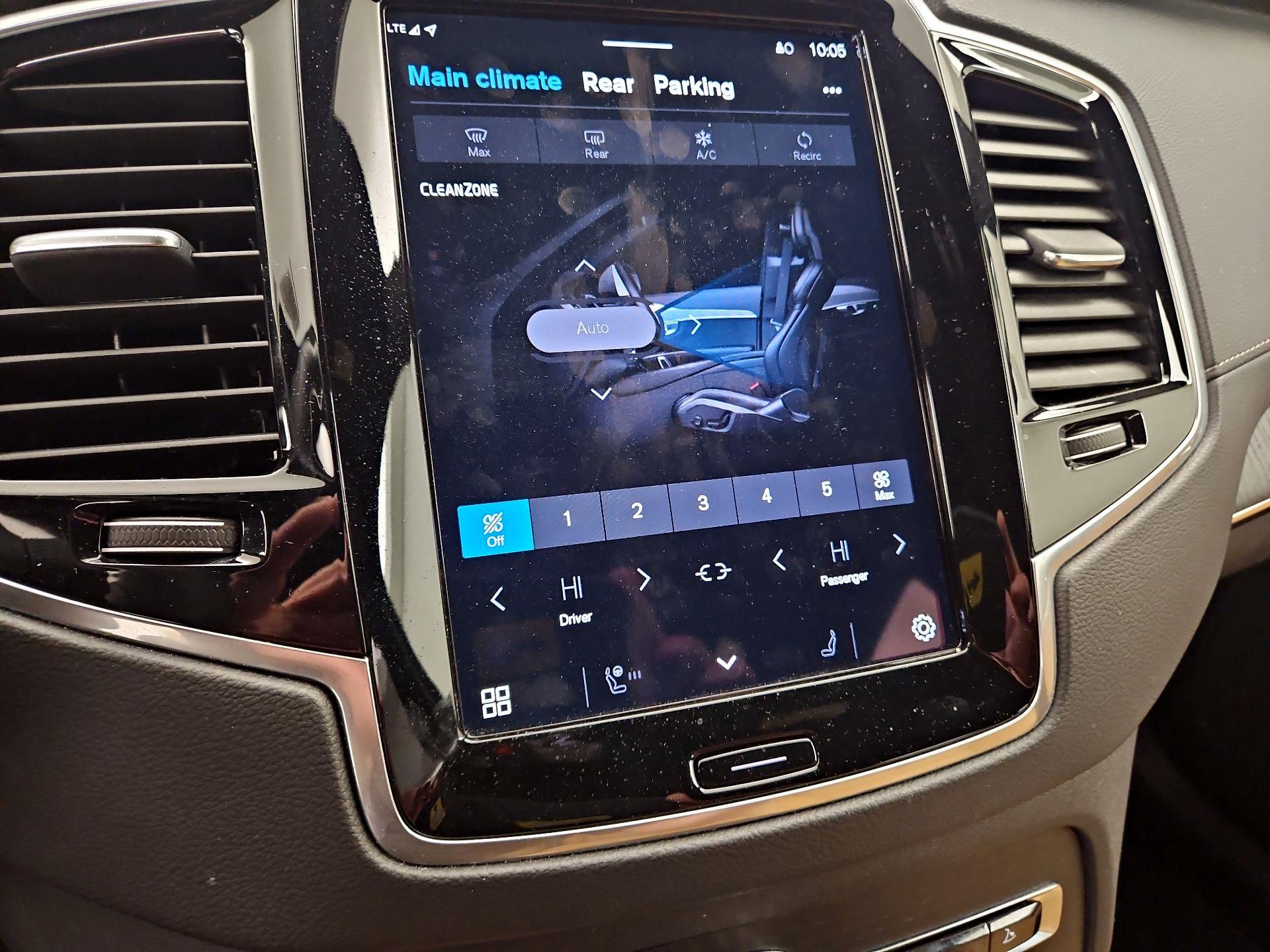 Thumbnail: 2024 Volvo XC90 - 17