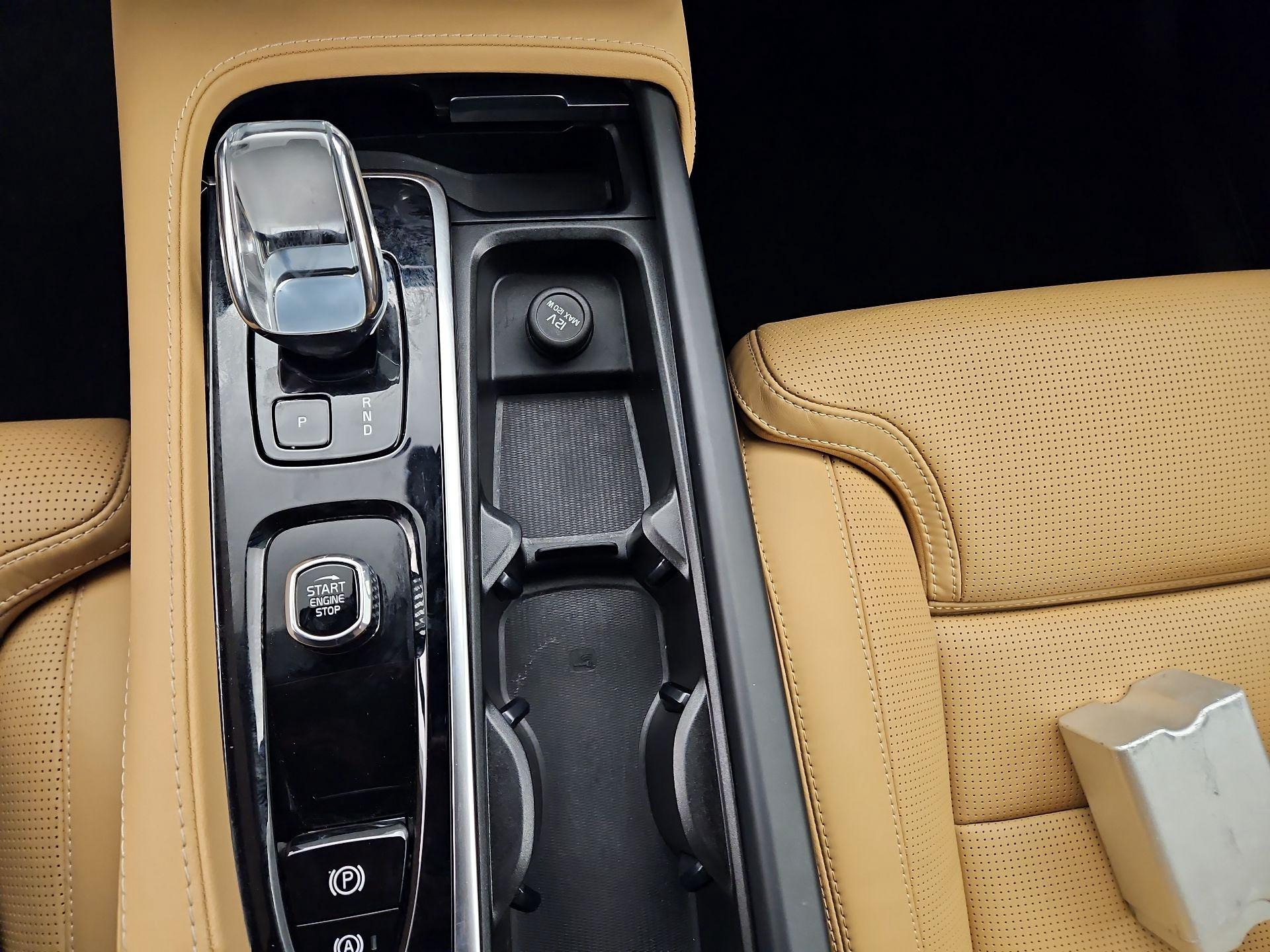 Thumbnail: 2024 Volvo XC90 - 18