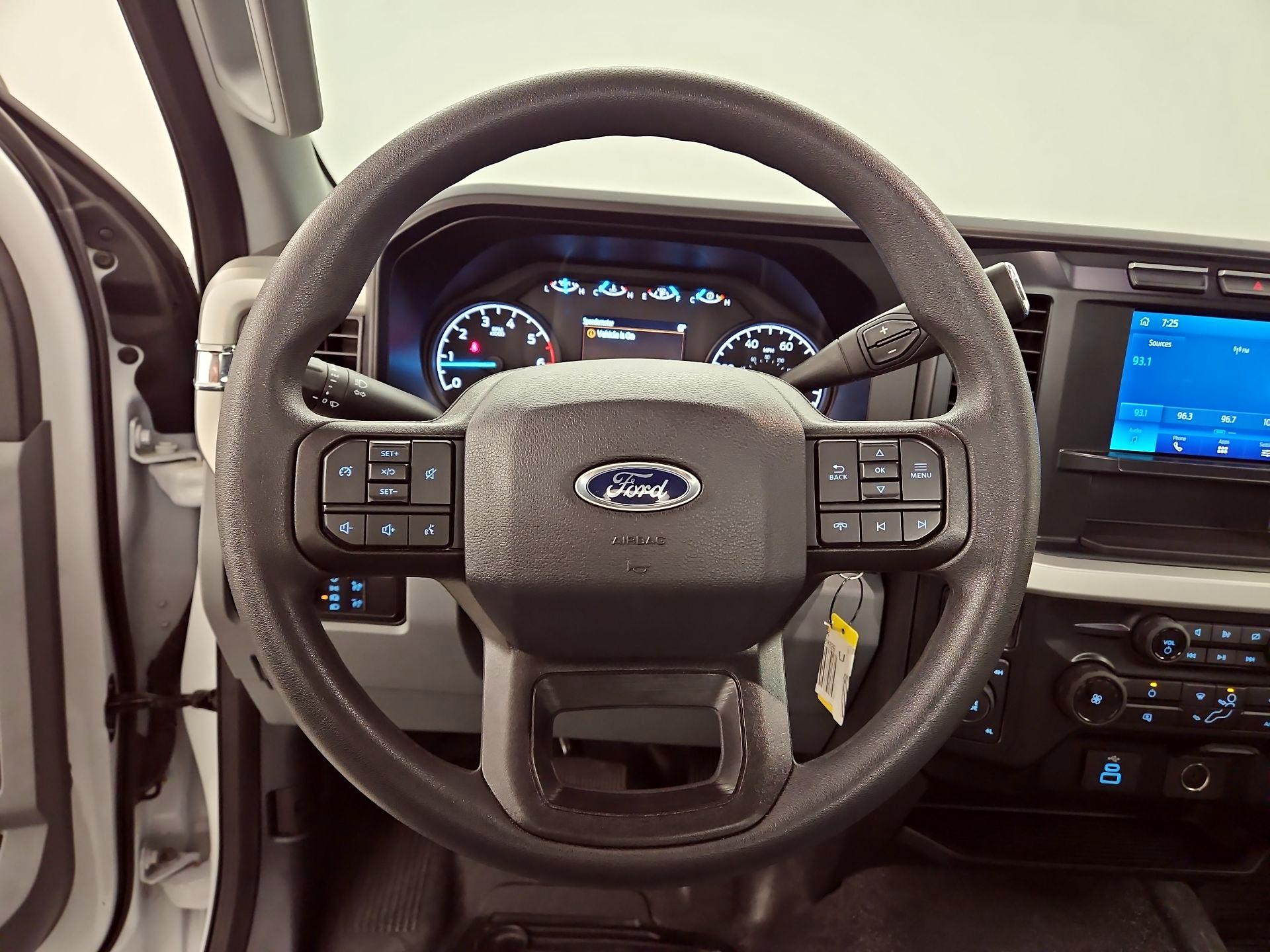 Thumbnail: 2024 Ford F-250 - 10