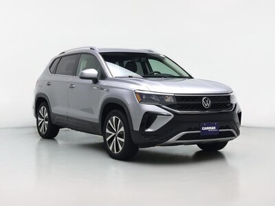 Silver 2022 Volkswagen Taos SE