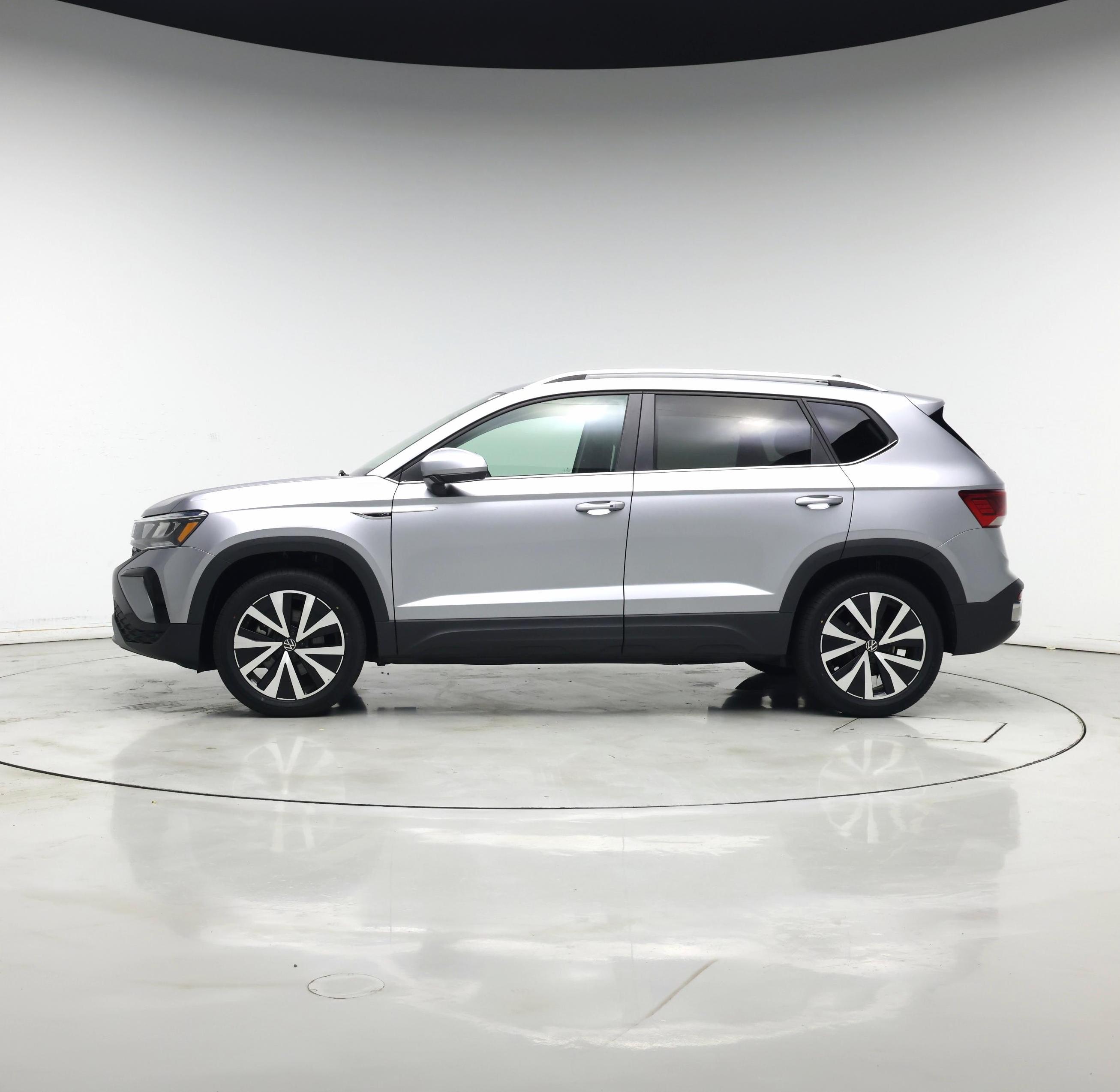 Thumbnail: 2022 Volkswagen Taos - 3