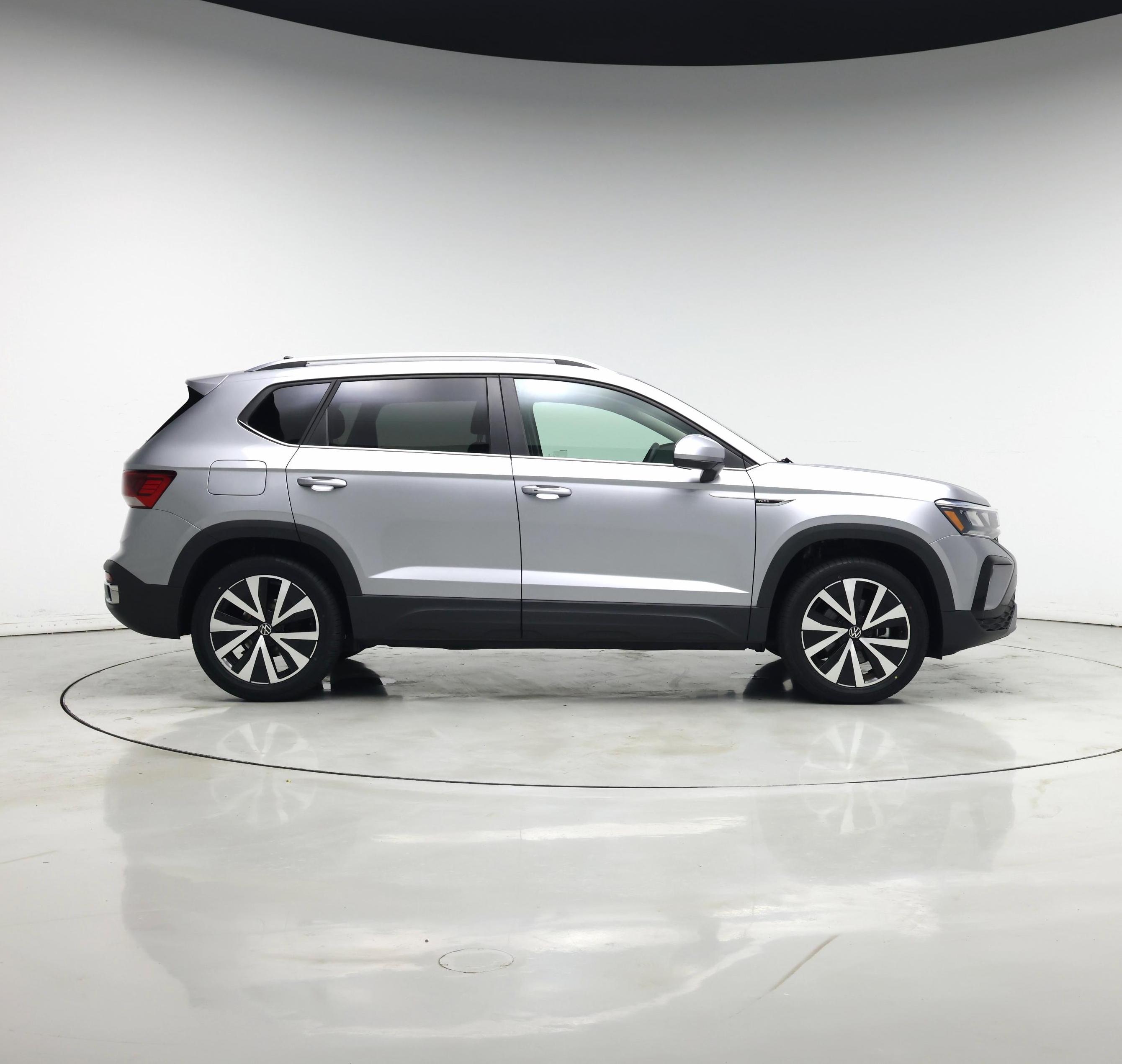 Thumbnail: 2022 Volkswagen Taos - 7