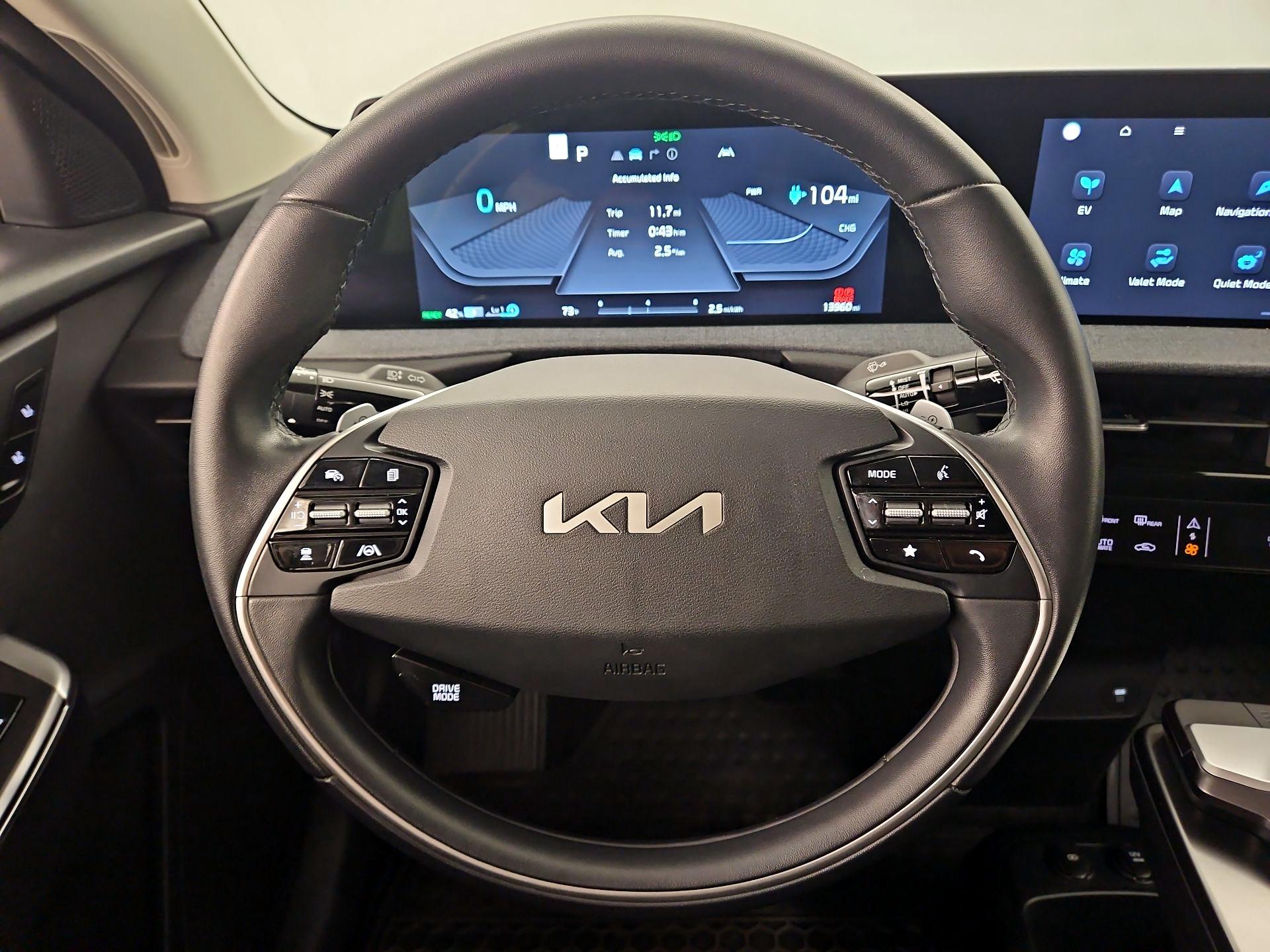 Thumbnail: 2024 Kia EV6 - 10