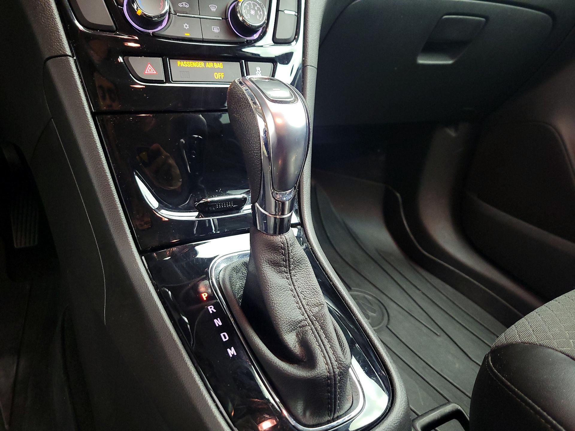 Thumbnail: 2019 Buick Encore - 17
