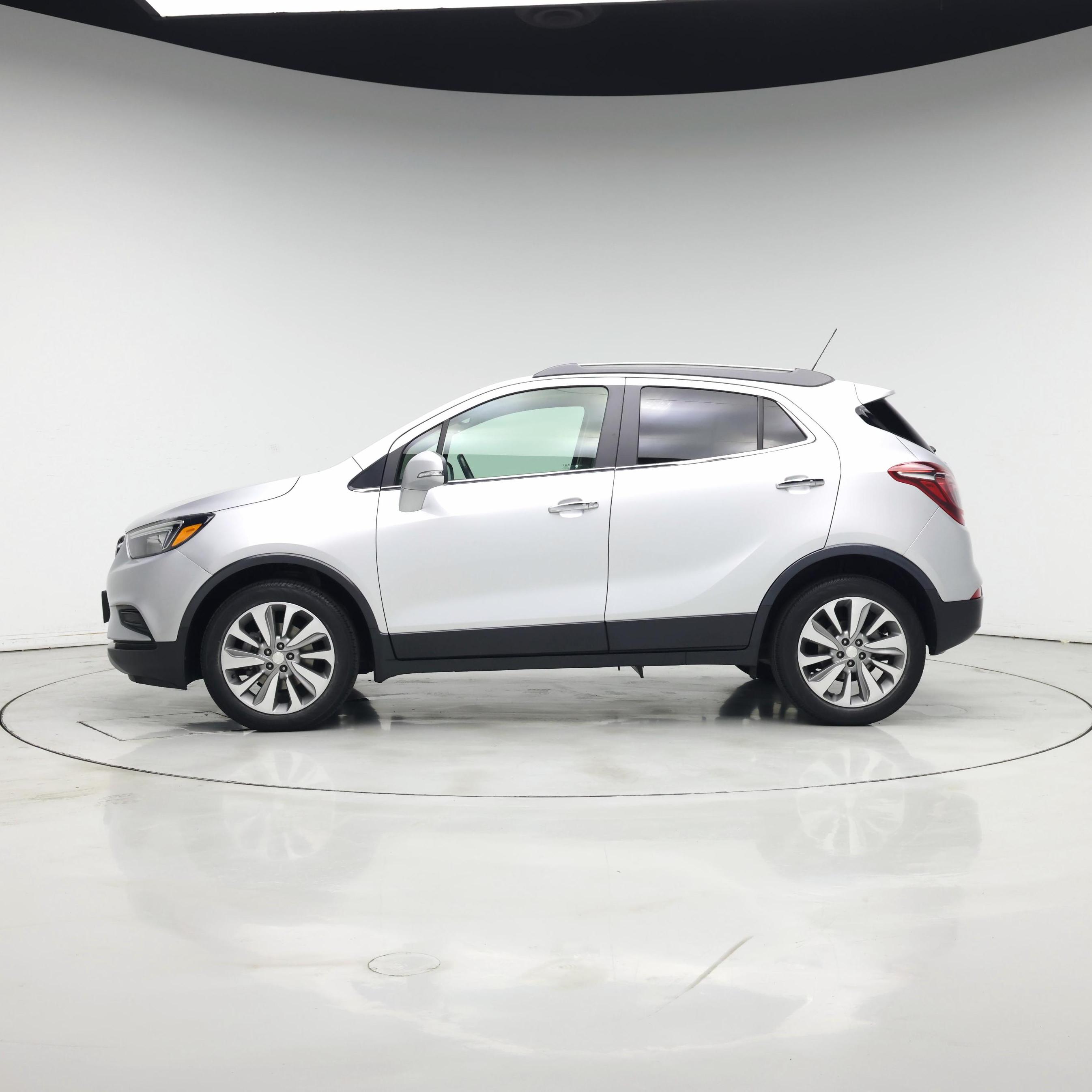 Thumbnail: 2019 Buick Encore - 3