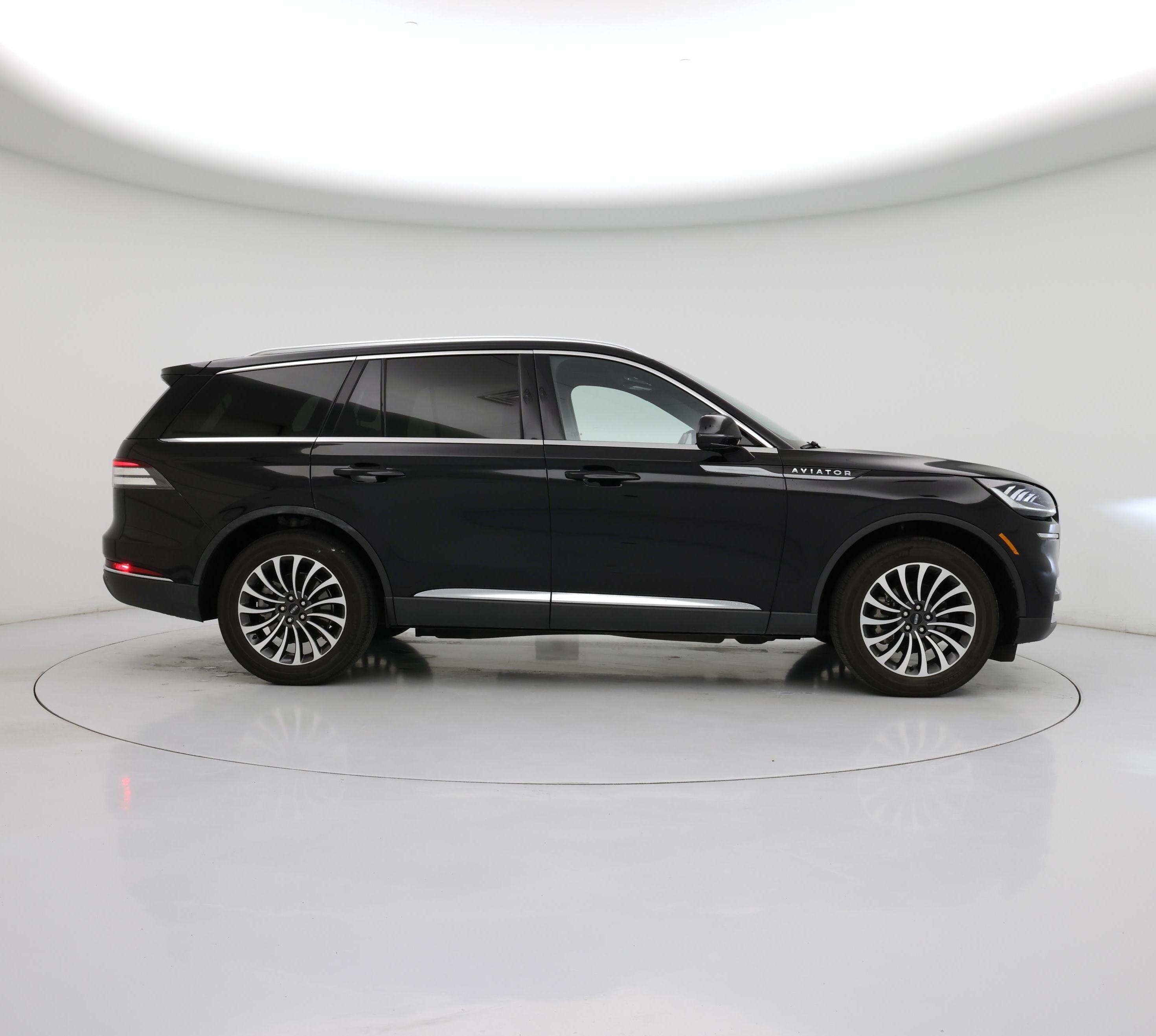 Thumbnail: 2023 Lincoln Aviator - 7