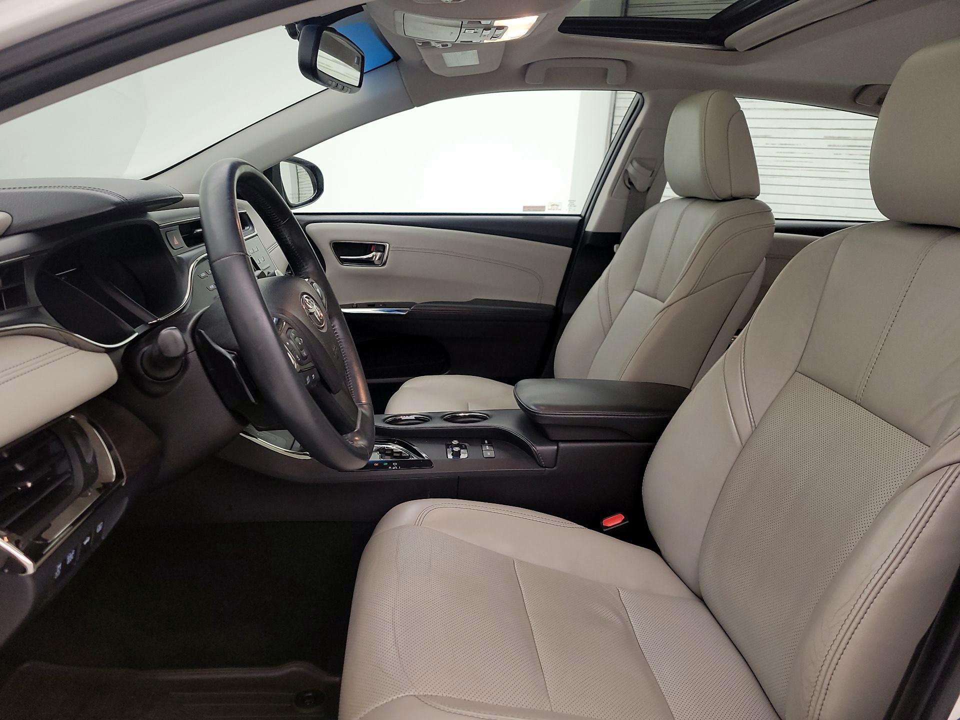 Thumbnail: 2016 Toyota Avalon - 11