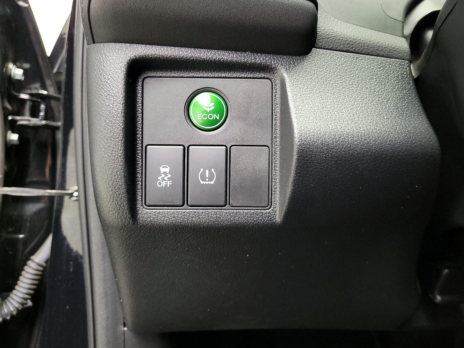 Thumbnail: 2019 Honda HR-V - 13