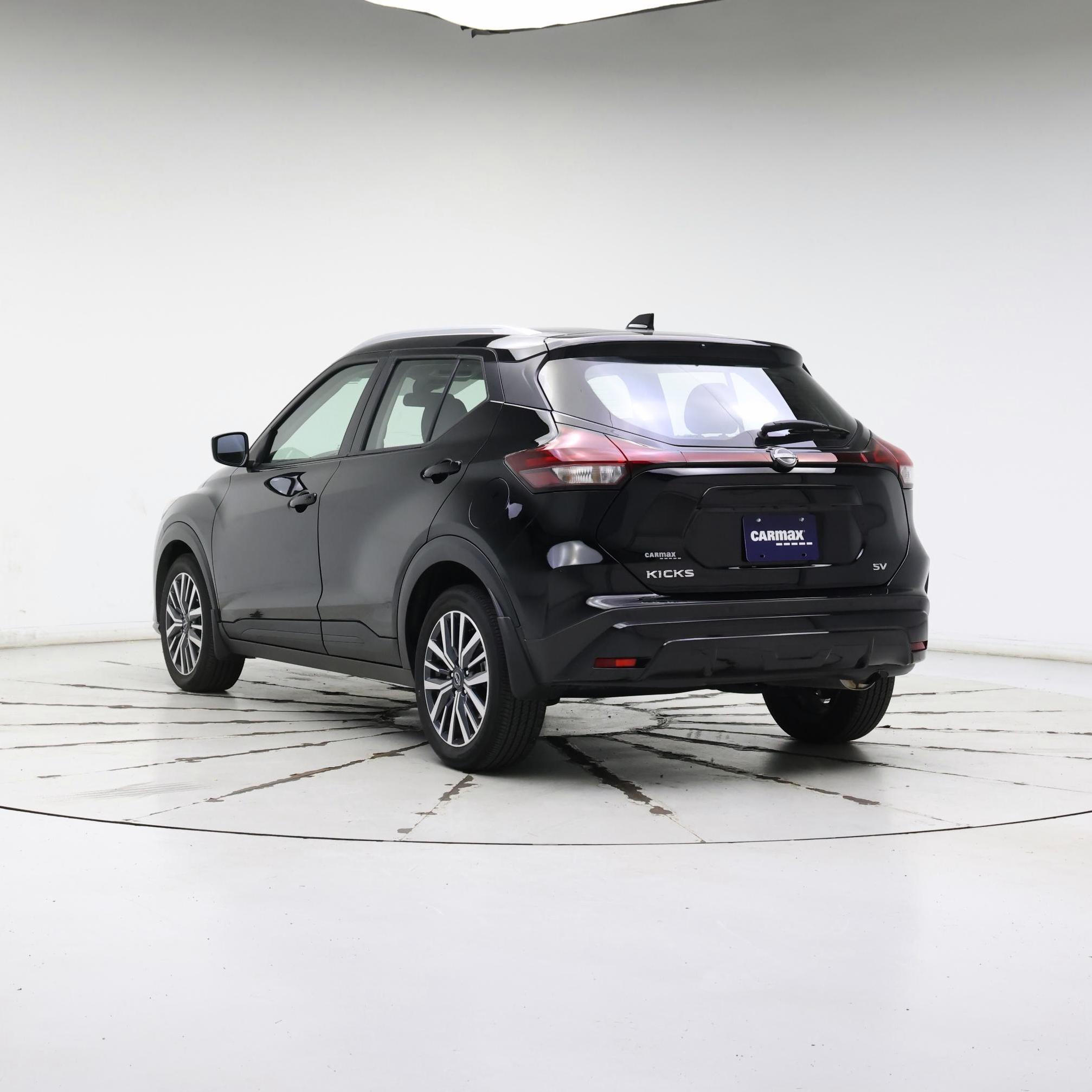 Thumbnail: 2024 Nissan Kicks - 2