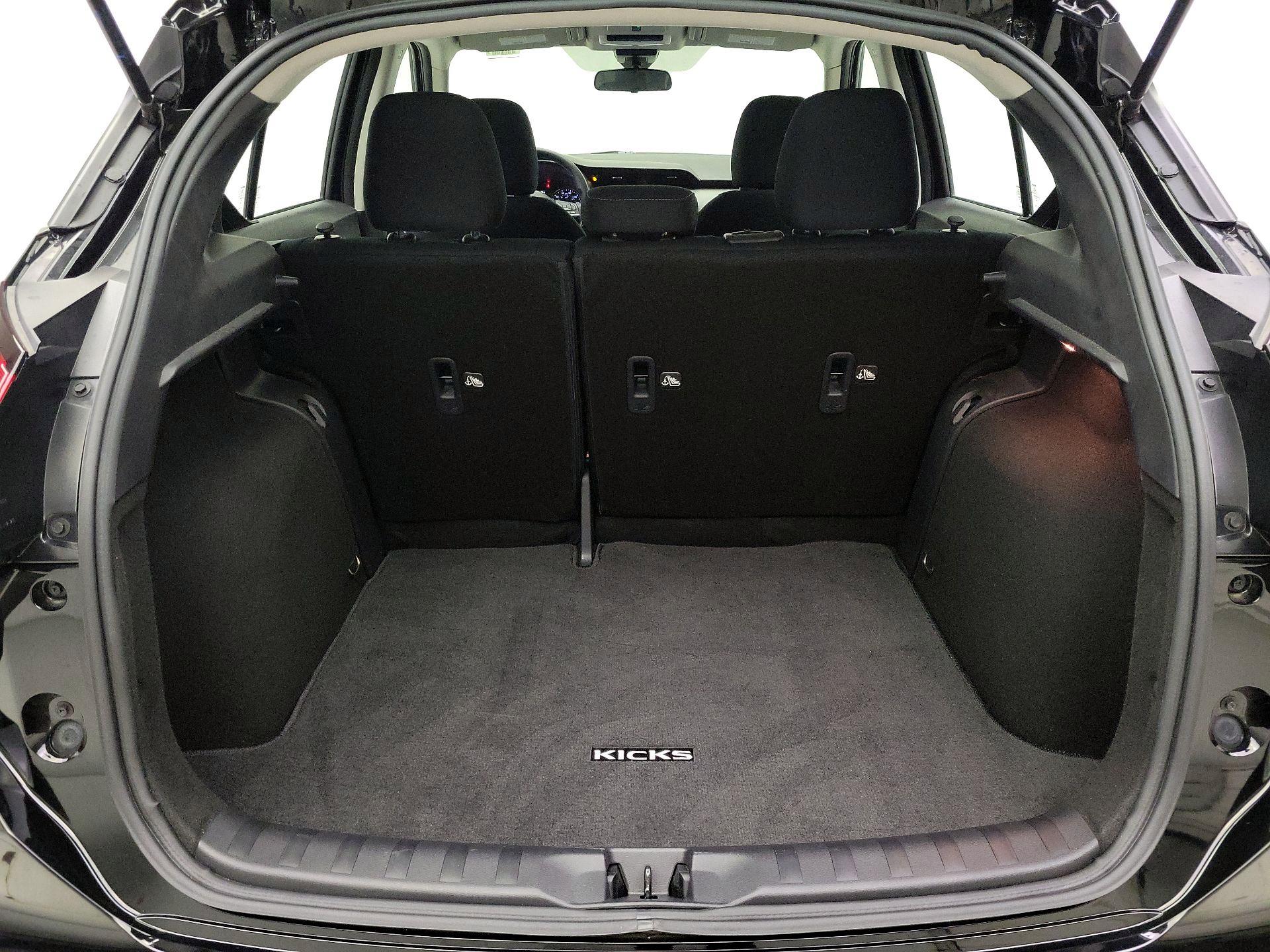 Thumbnail: 2024 Nissan Kicks - 19