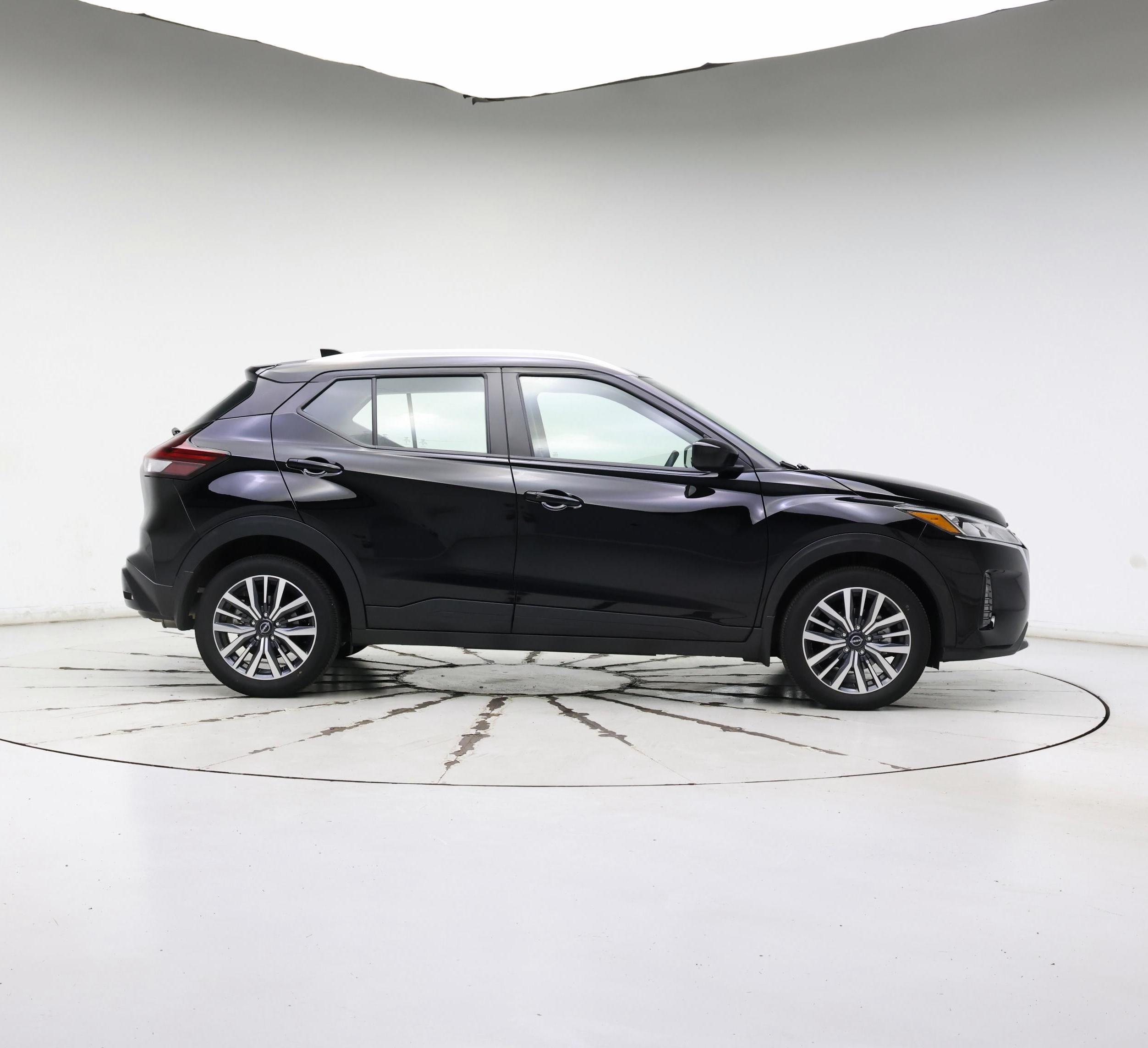 Thumbnail: 2024 Nissan Kicks - 7