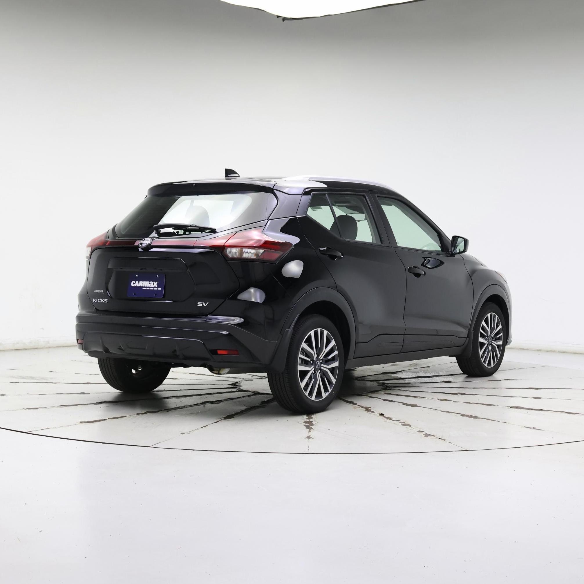 Thumbnail: 2024 Nissan Kicks - 8