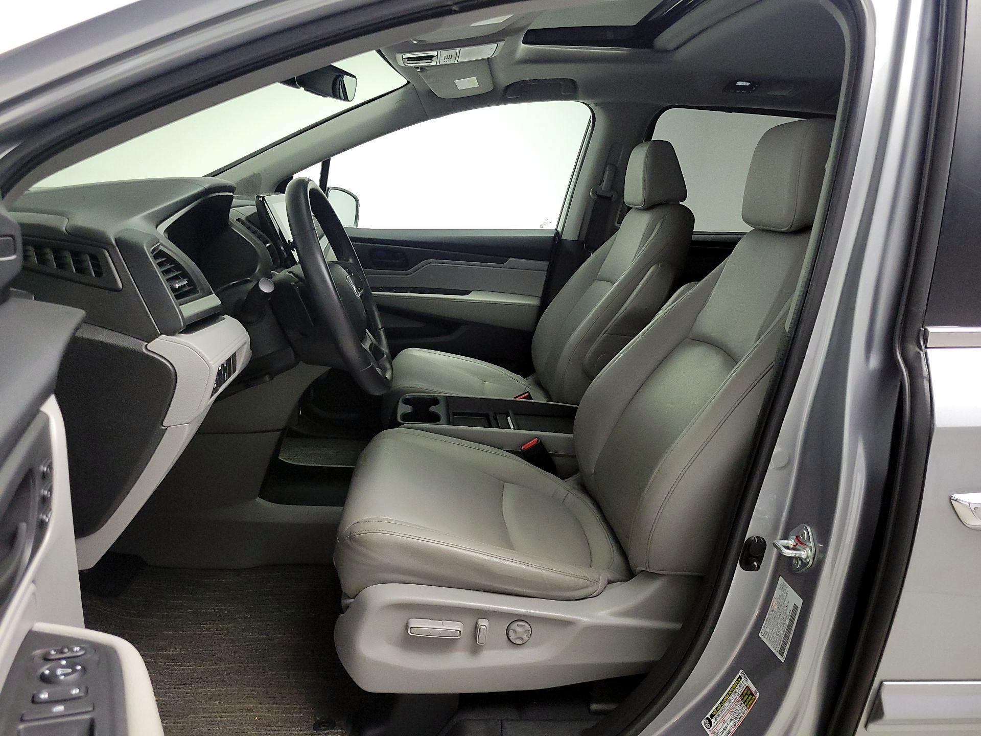 Thumbnail: 2022 Honda Odyssey - 11