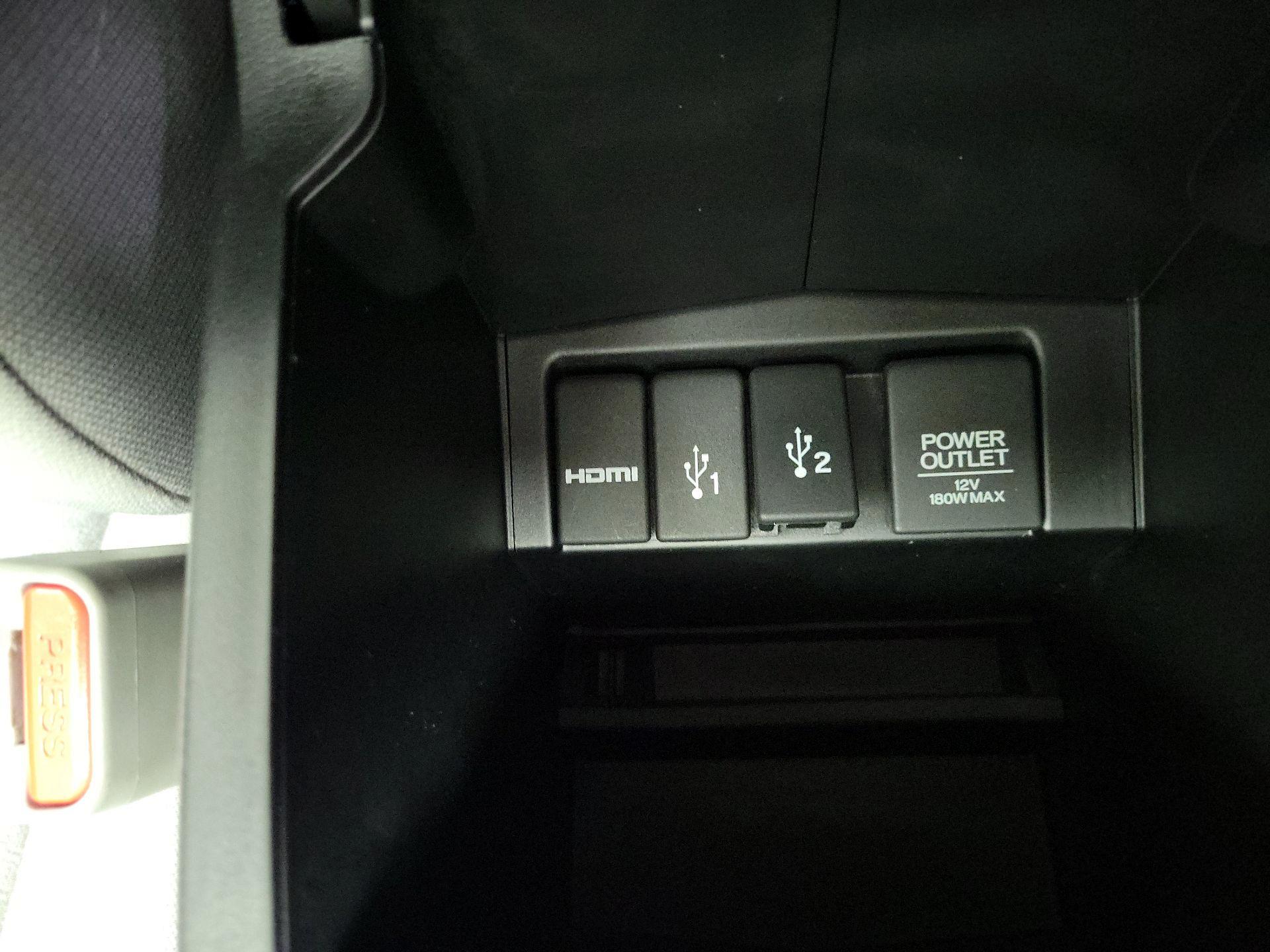 Thumbnail: 2015 Honda CR-V - 18