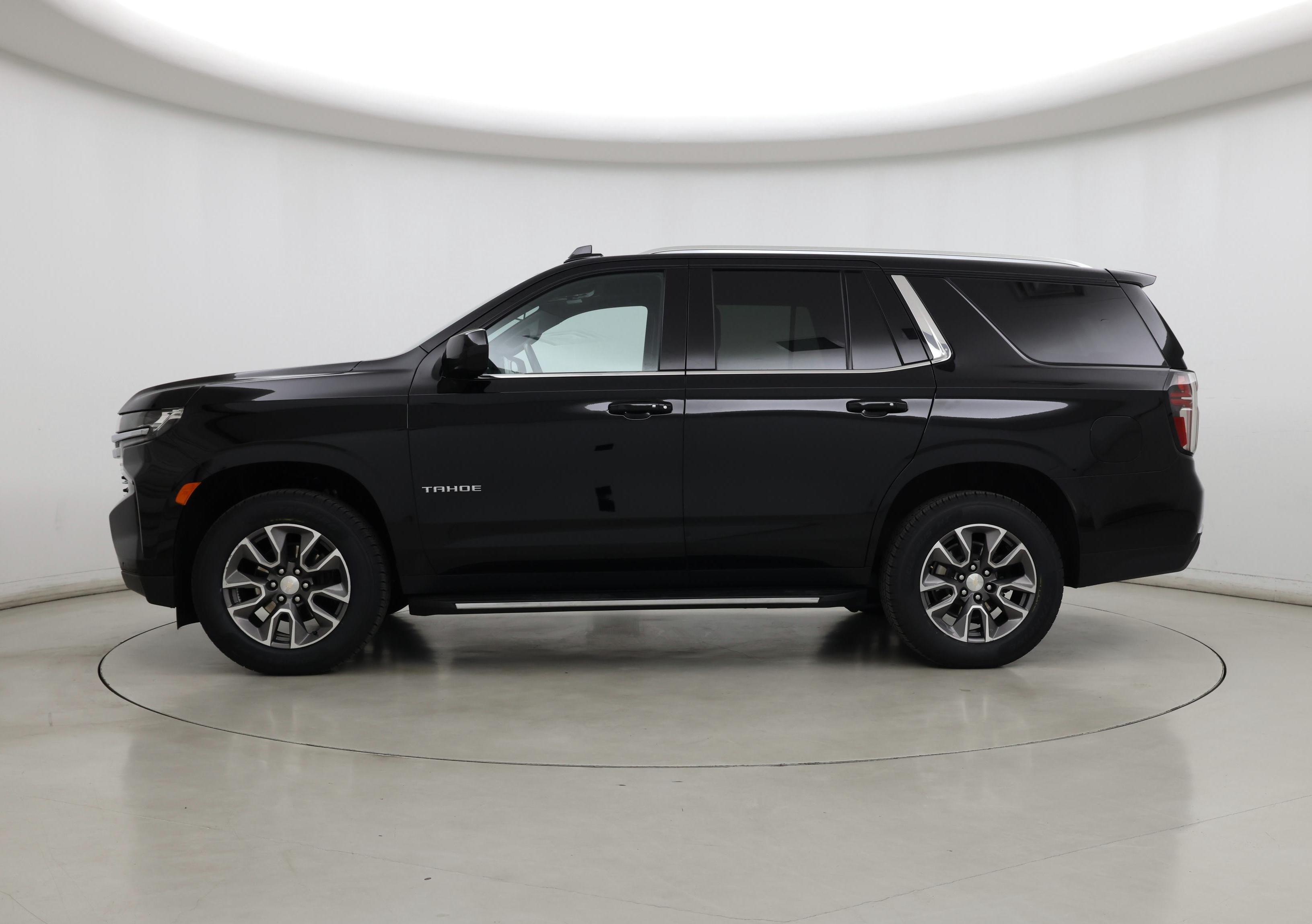 Thumbnail: 2022 Chevrolet Tahoe - 3