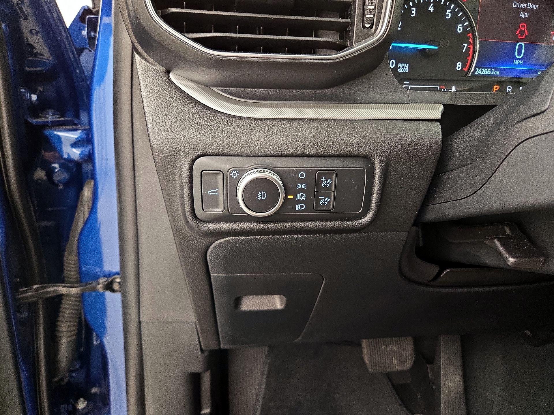 Thumbnail: 2022 Ford Explorer - 13