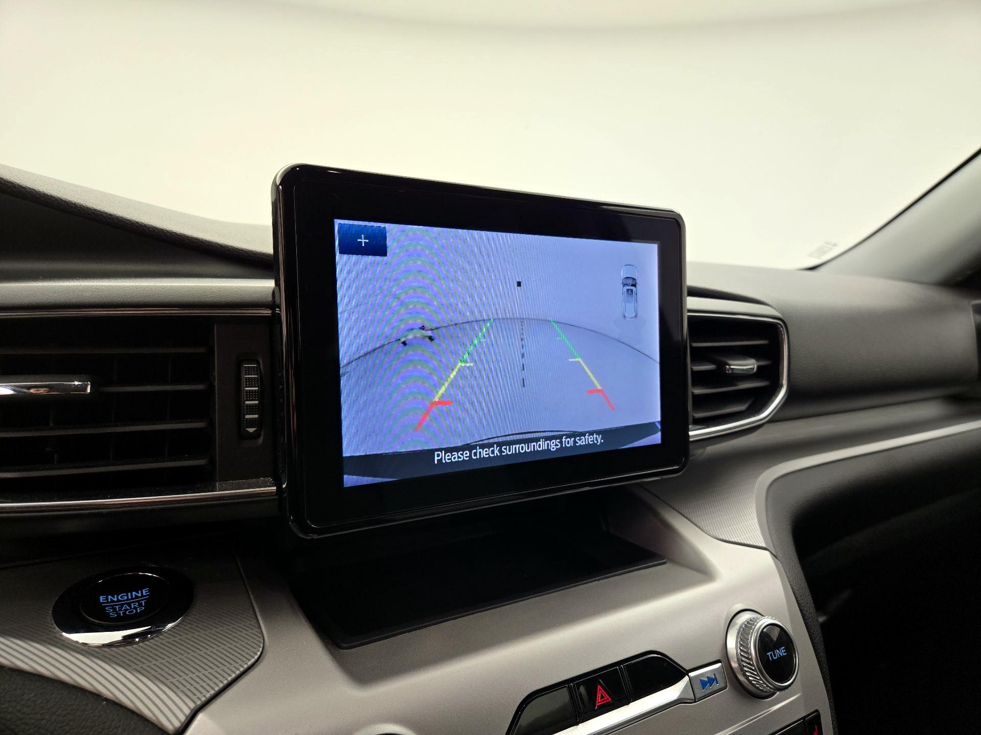 Thumbnail: 2022 Ford Explorer - 14