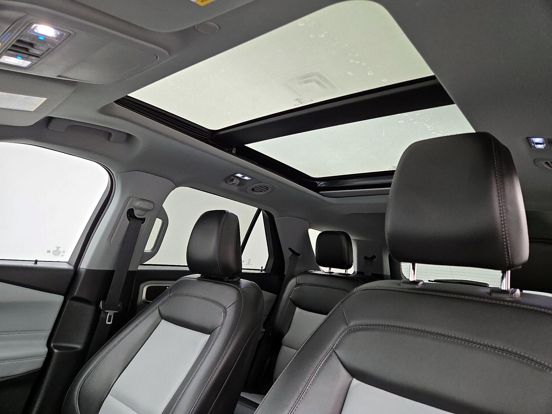 Thumbnail: 2022 Ford Explorer - 19