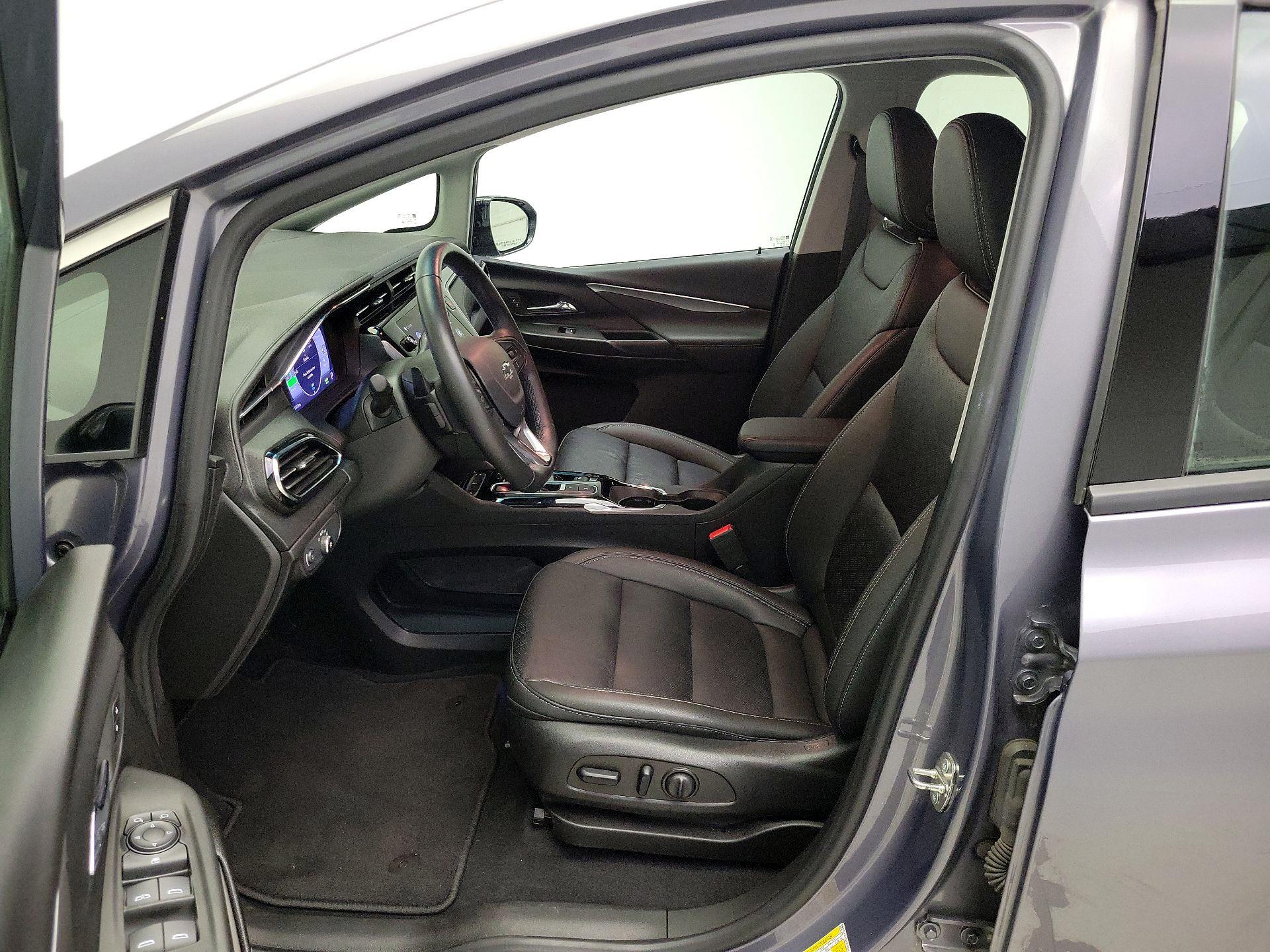 Thumbnail: 2023 Chevrolet Bolt EV - 11