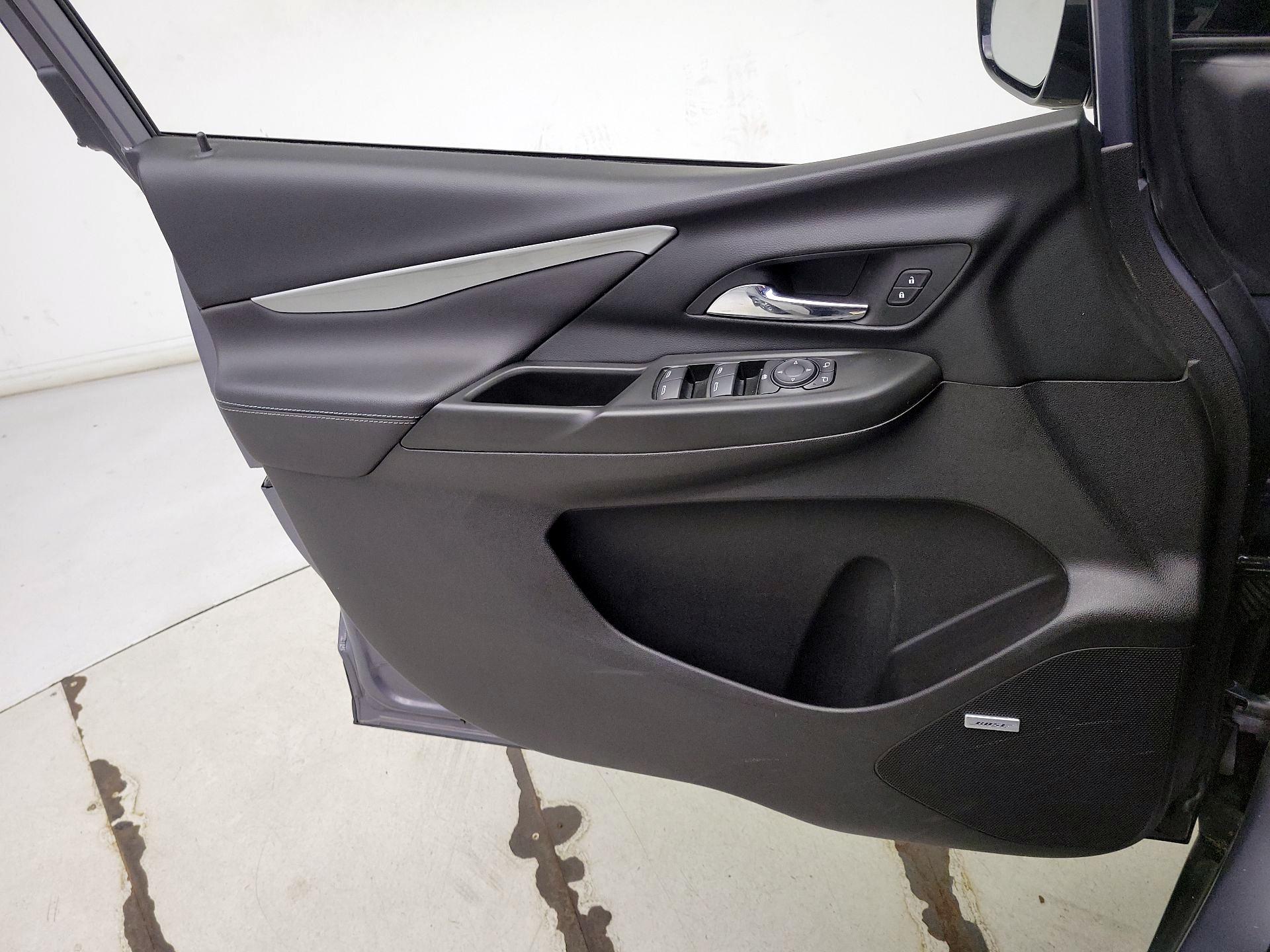 Thumbnail: 2023 Chevrolet Bolt EV - 12