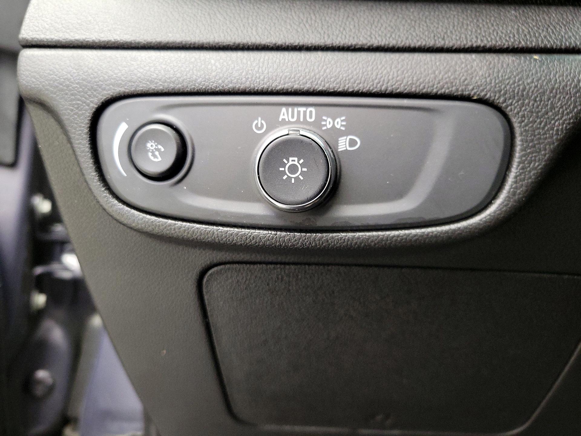 Thumbnail: 2023 Chevrolet Bolt EV - 13