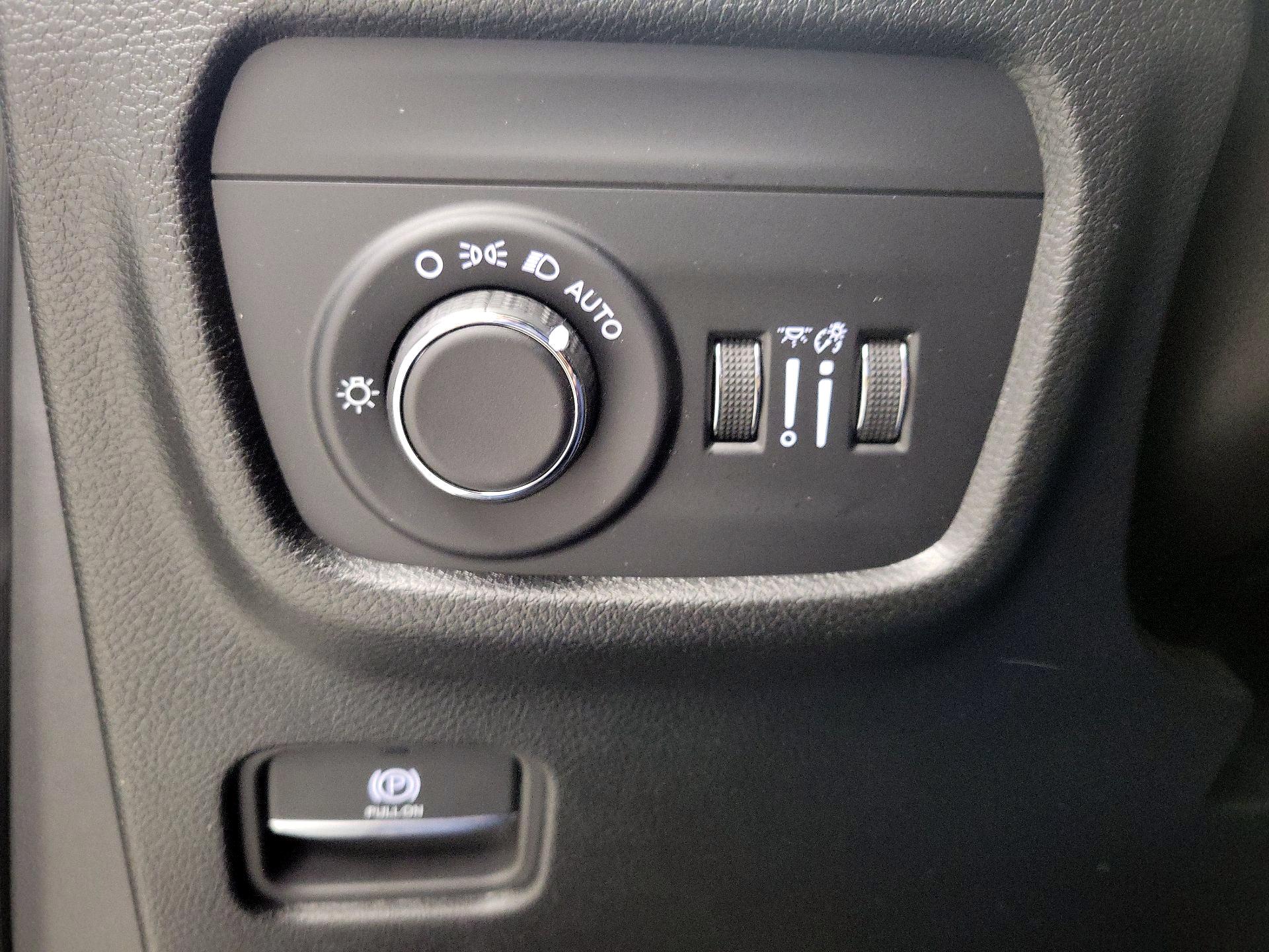 Thumbnail: 2025 Jeep Grand Cherokee - 13