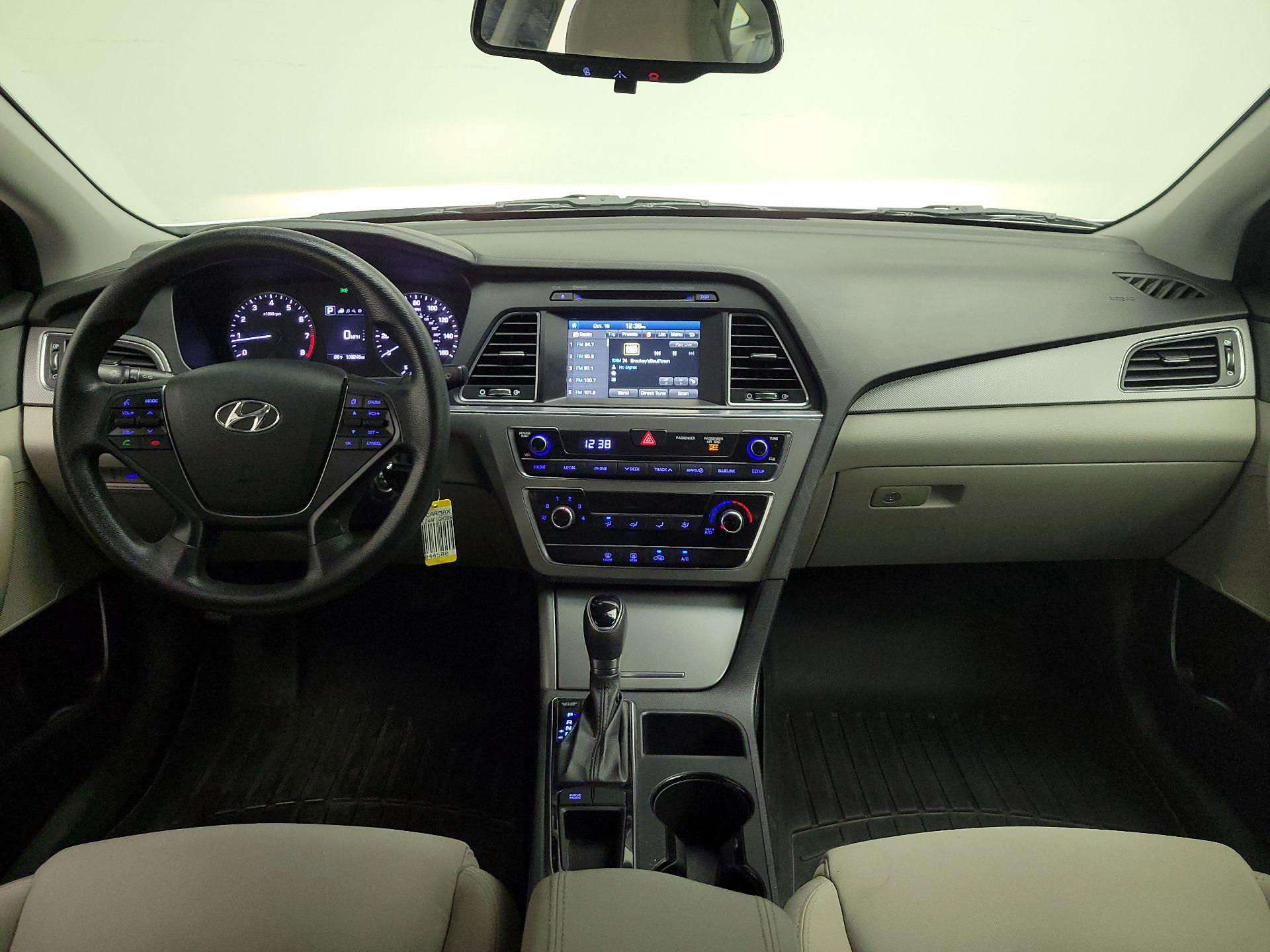 Thumbnail: 2016 Hyundai Sonata - 9