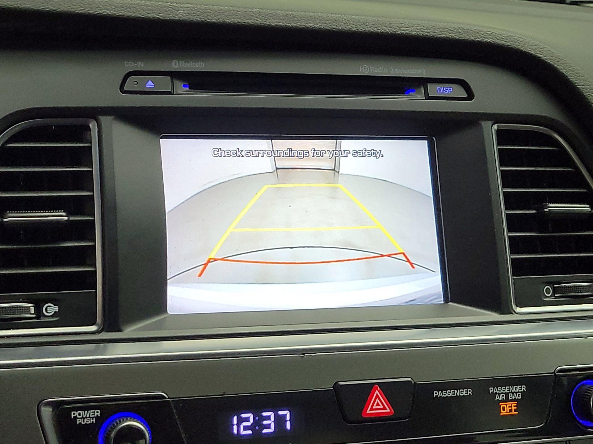 Thumbnail: 2016 Hyundai Sonata - 14
