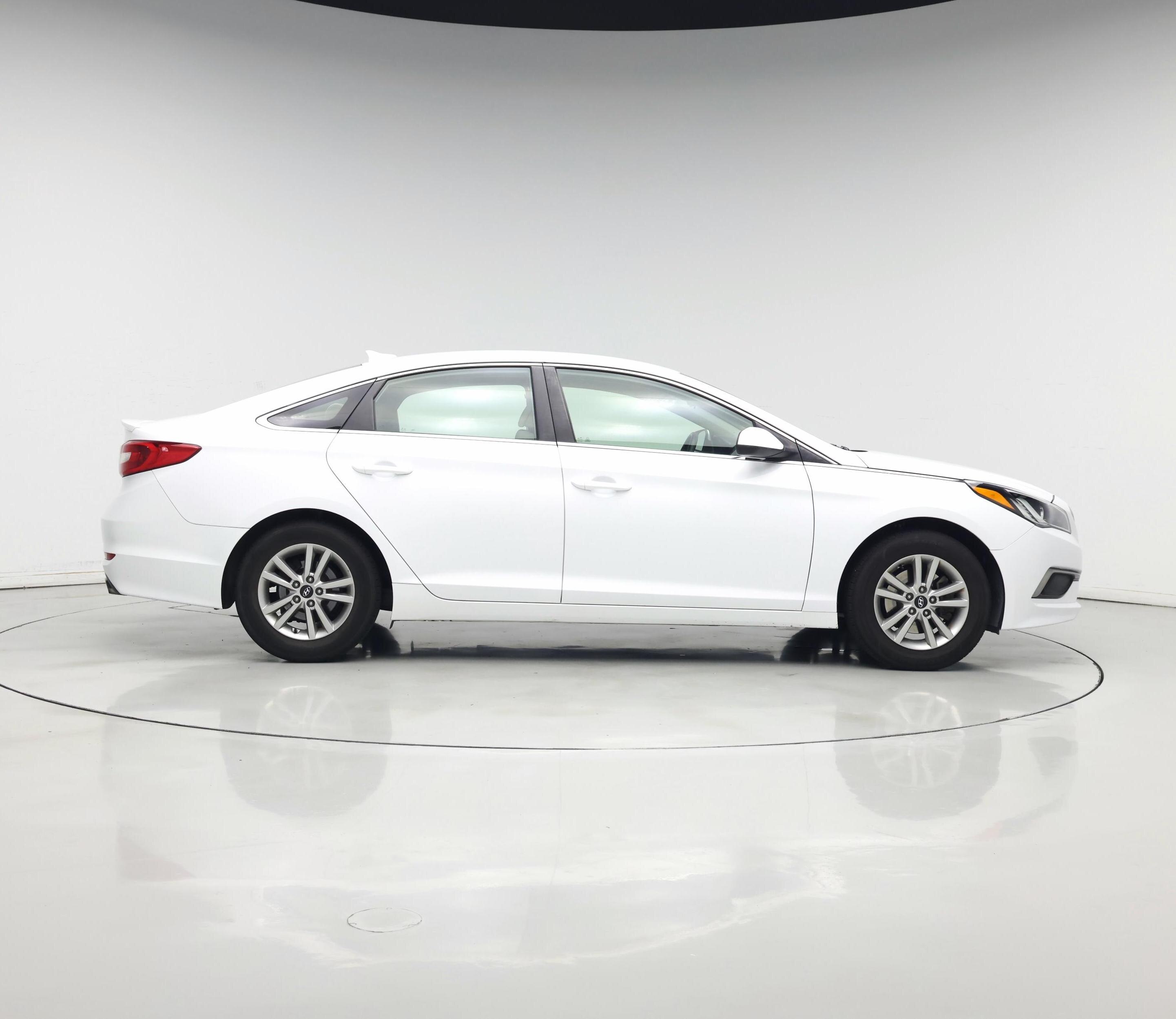 Thumbnail: 2016 Hyundai Sonata - 7