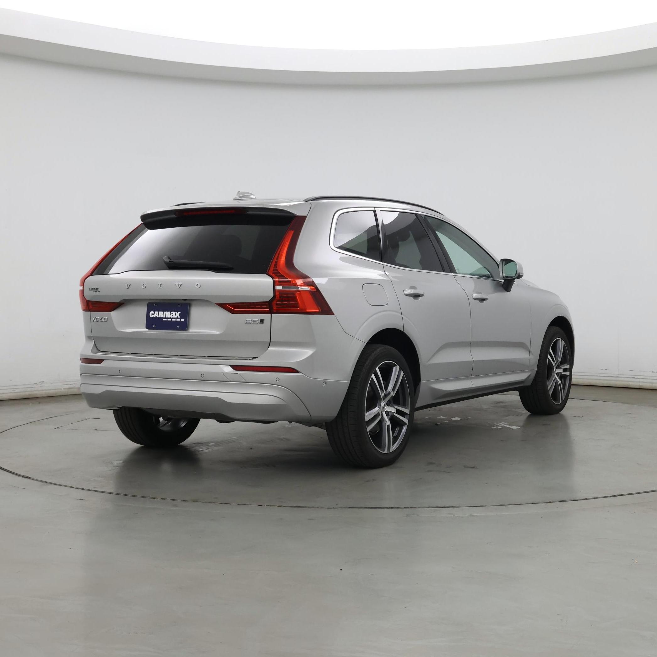 Thumbnail: 2022 Volvo XC60 - 8
