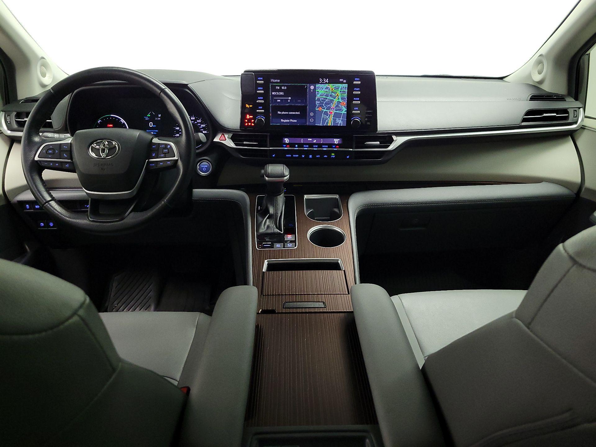 Thumbnail: 2024 Toyota Sienna - 9