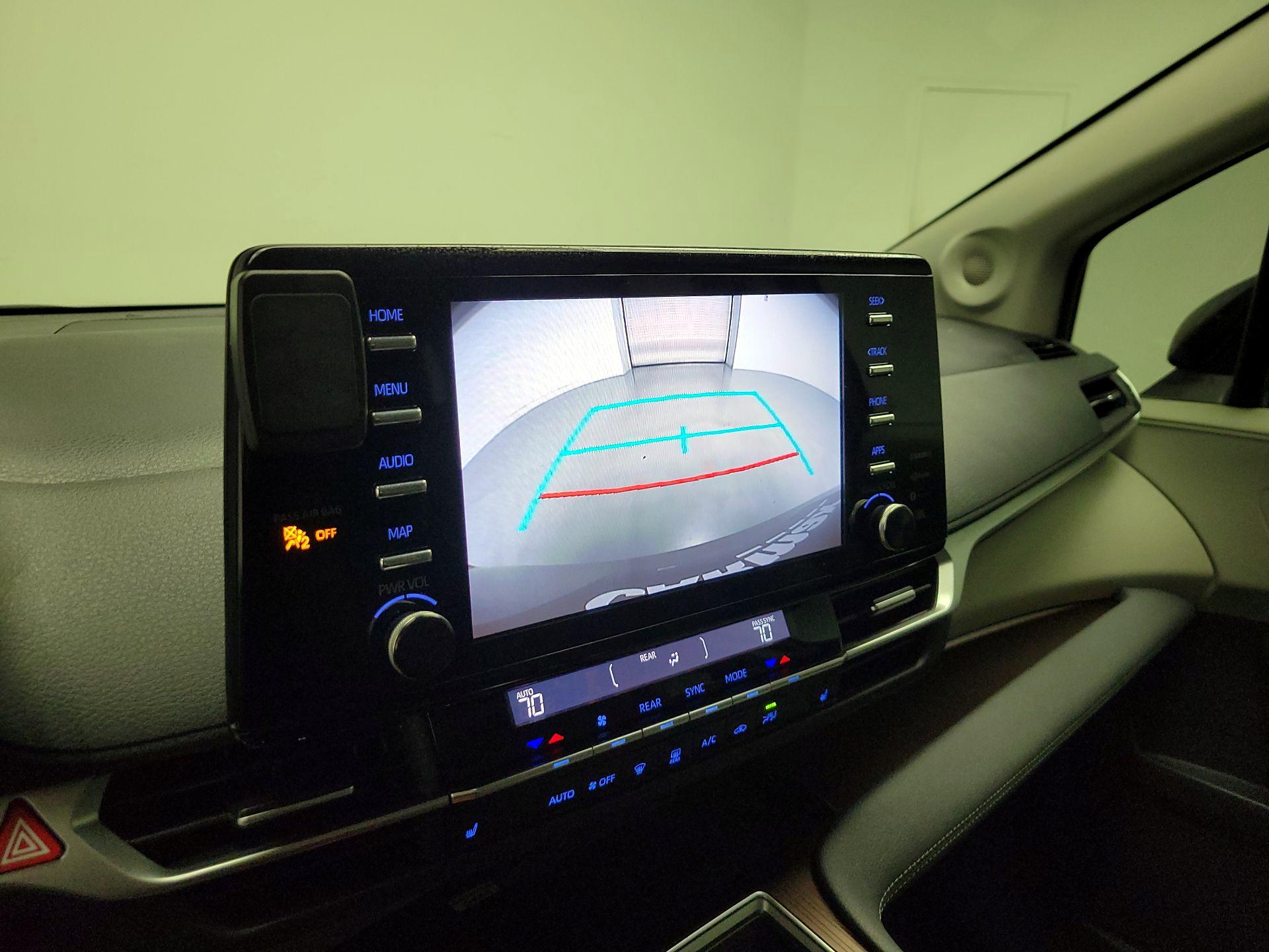 Thumbnail: 2024 Toyota Sienna - 15