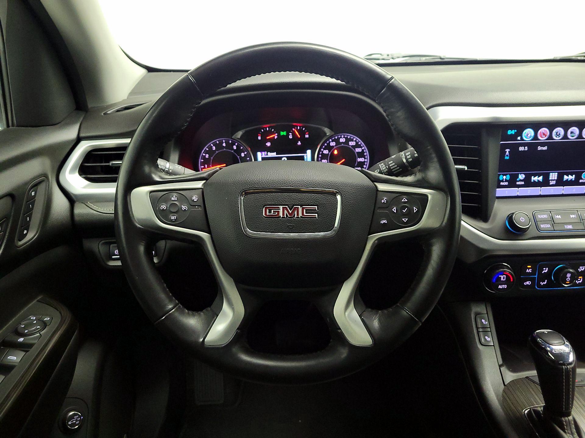 Thumbnail: 2017 GMC Acadia - 10