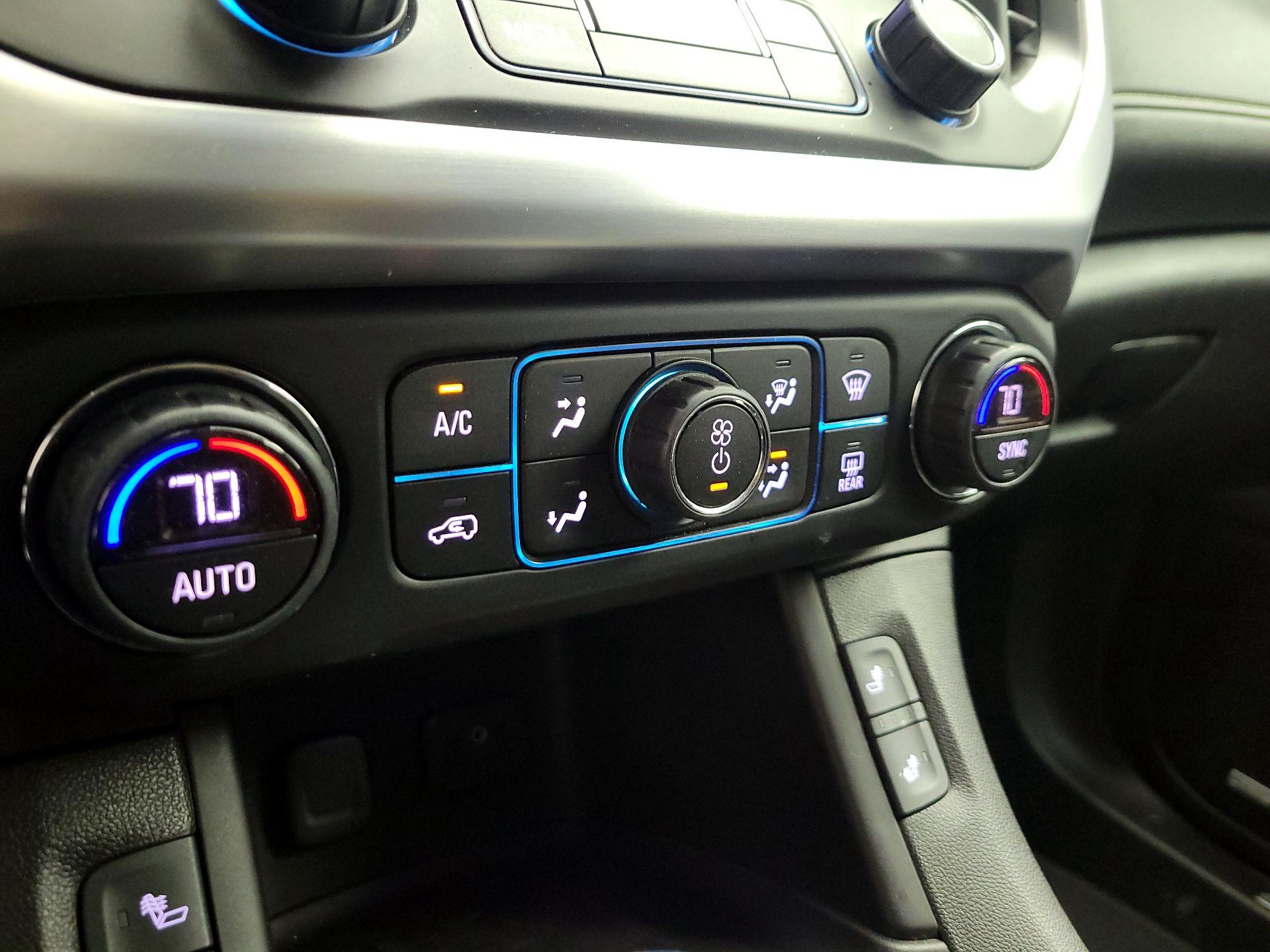 Thumbnail: 2017 GMC Acadia - 15