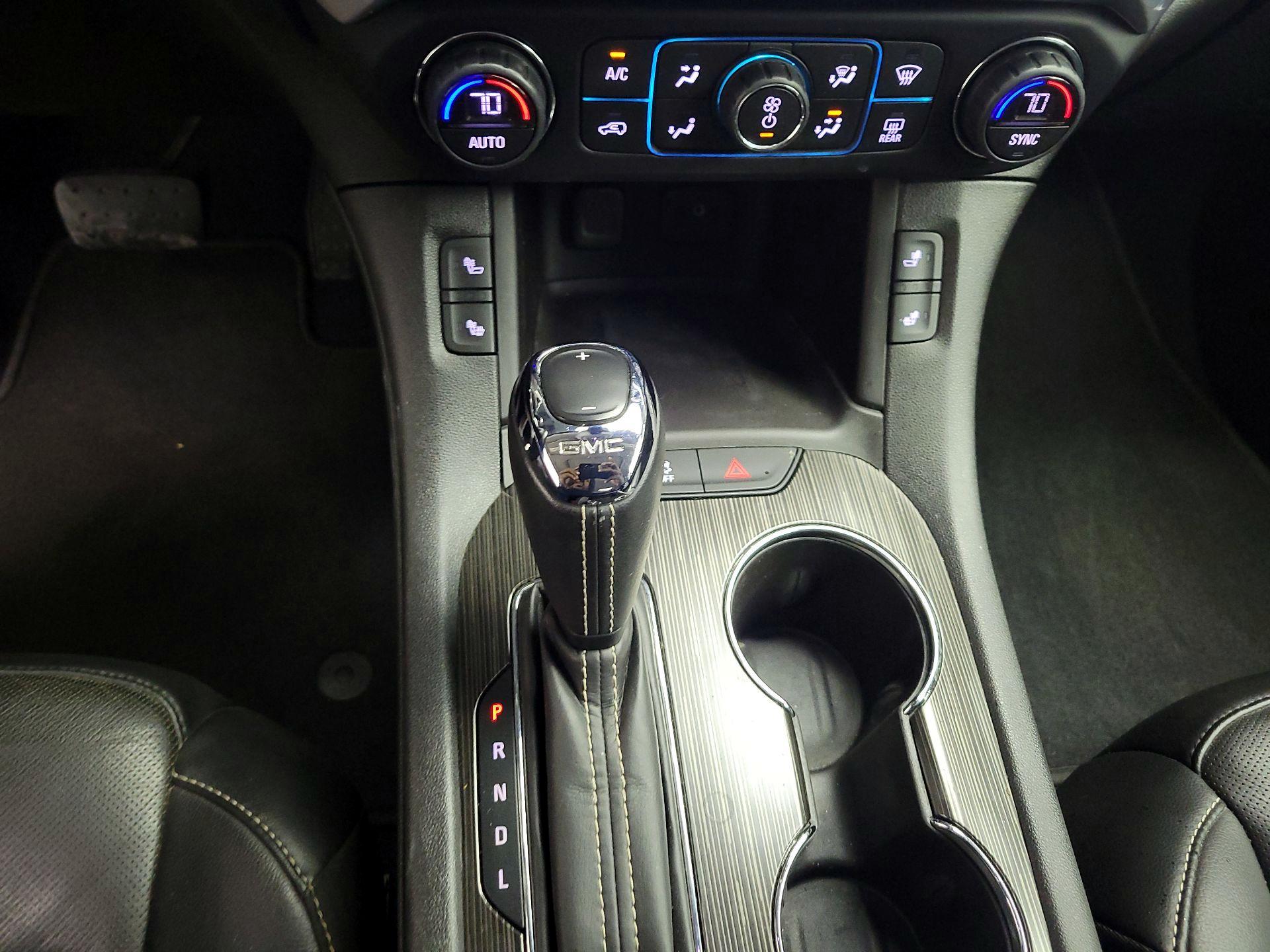 Thumbnail: 2017 GMC Acadia - 16