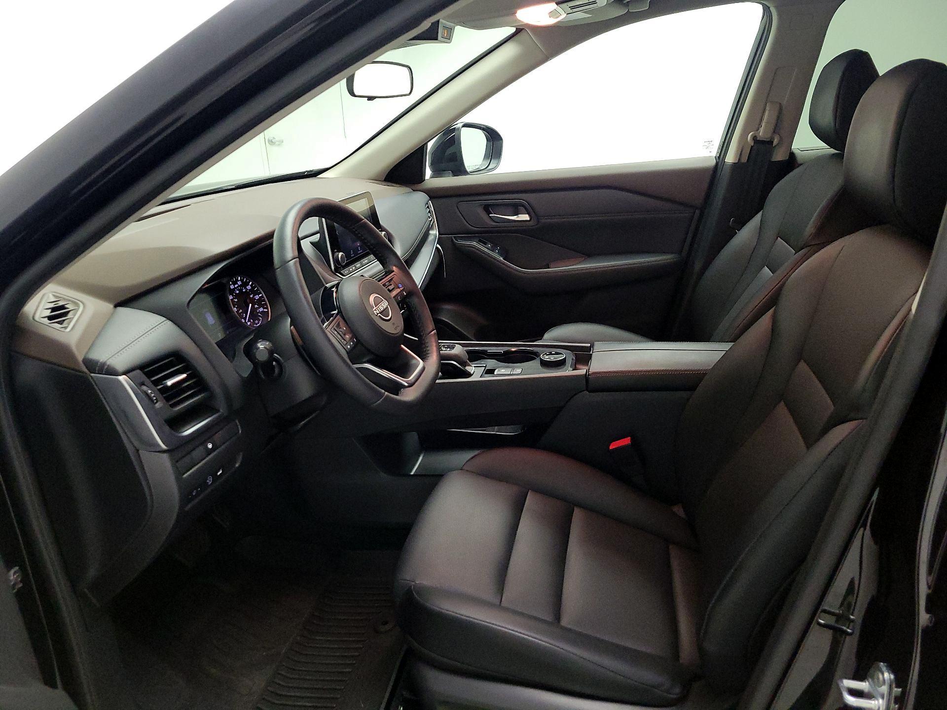 Thumbnail: 2023 Nissan Rogue - 11