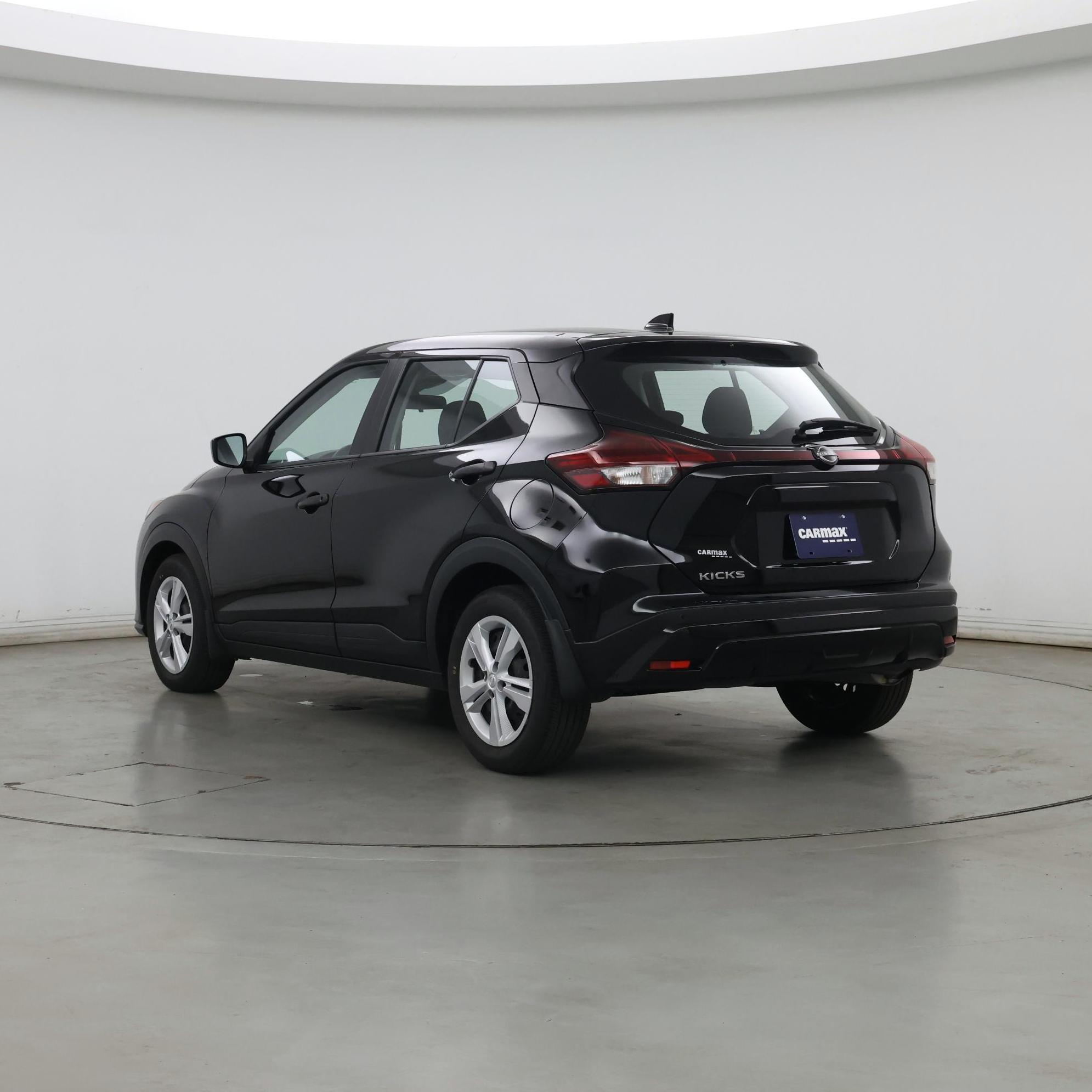 Thumbnail: 2024 Nissan Kicks - 2