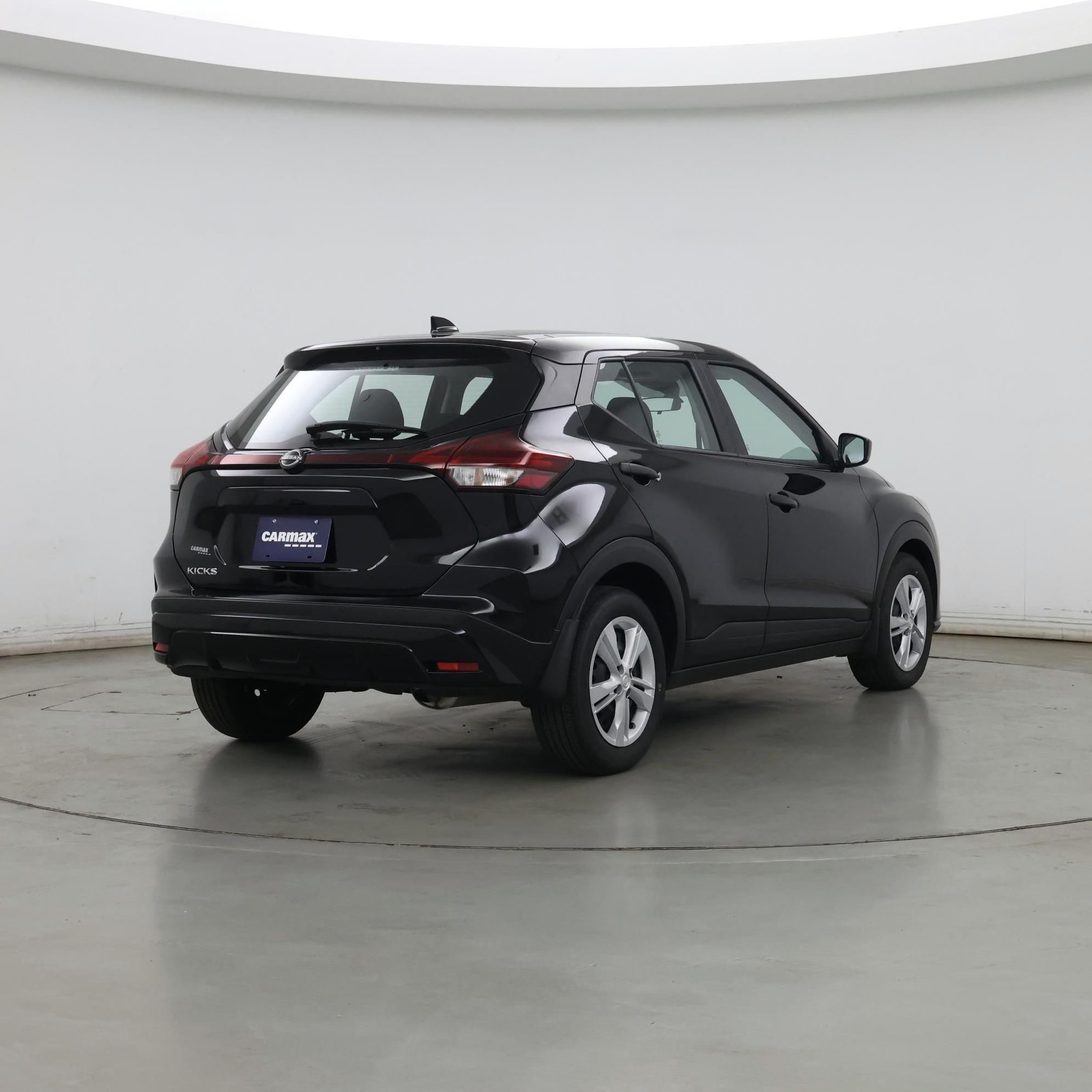 Thumbnail: 2024 Nissan Kicks - 8