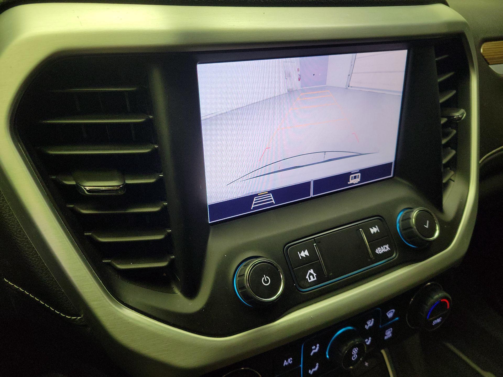 Thumbnail: 2023 GMC Acadia - 14