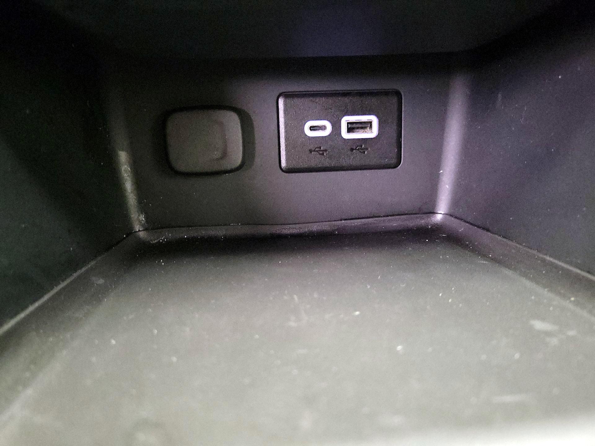 Thumbnail: 2023 GMC Acadia - 18