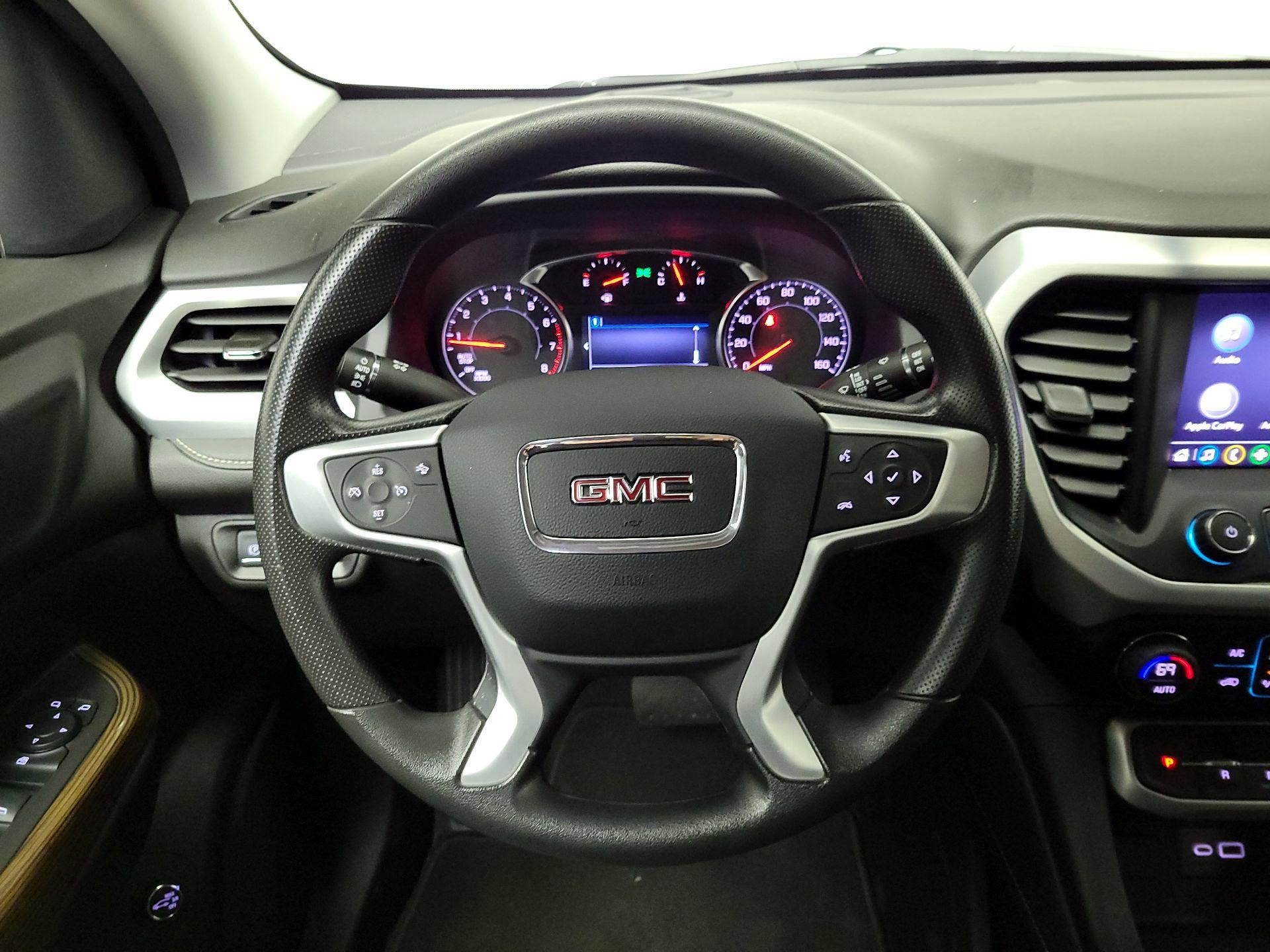 Thumbnail: 2023 GMC Acadia - 10