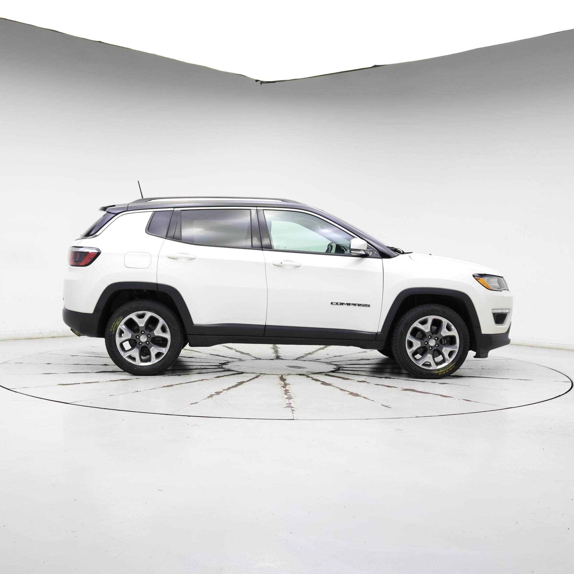 Thumbnail: 2020 Jeep Compass - 7