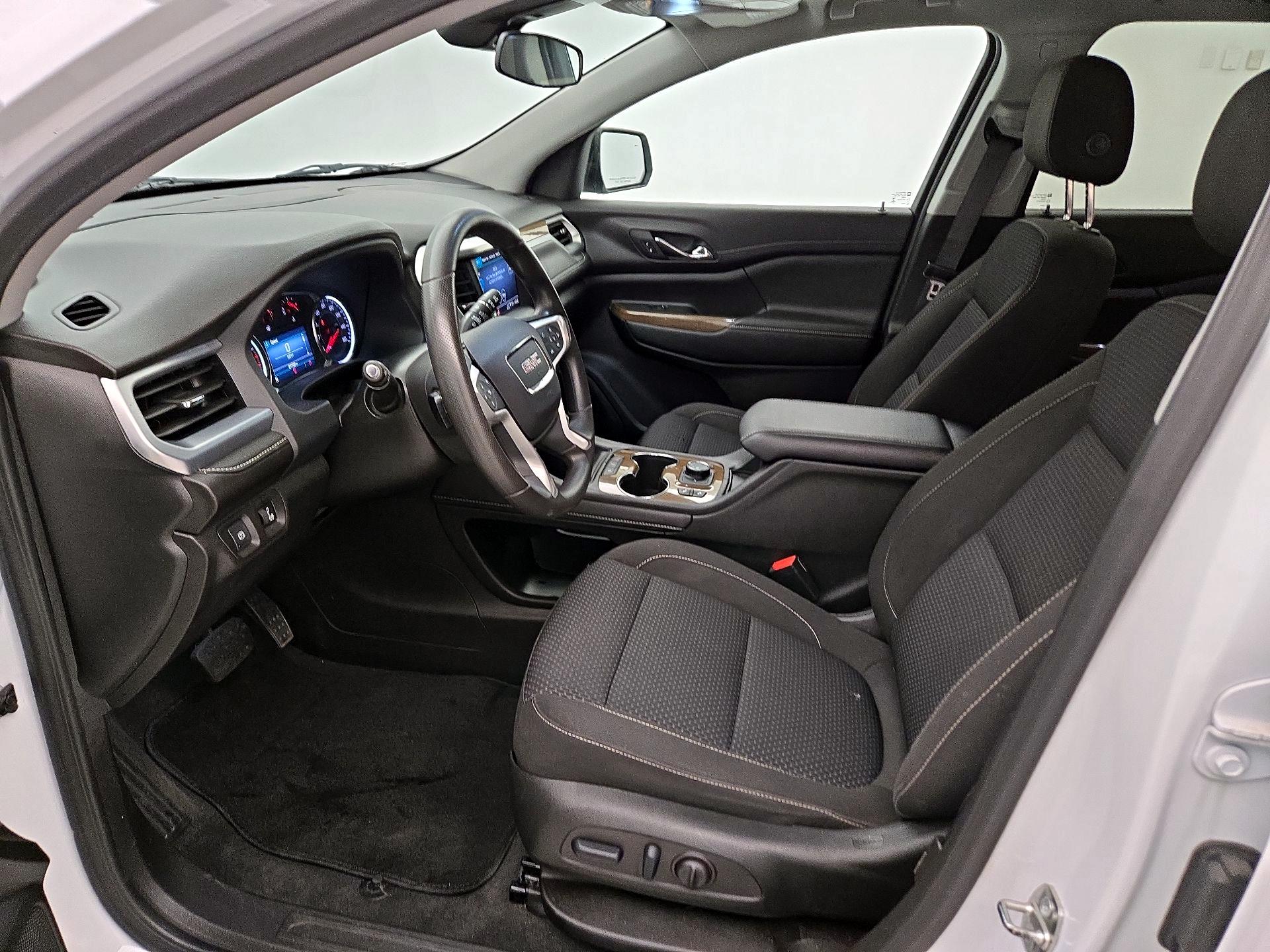 Thumbnail: 2023 GMC Acadia - 11