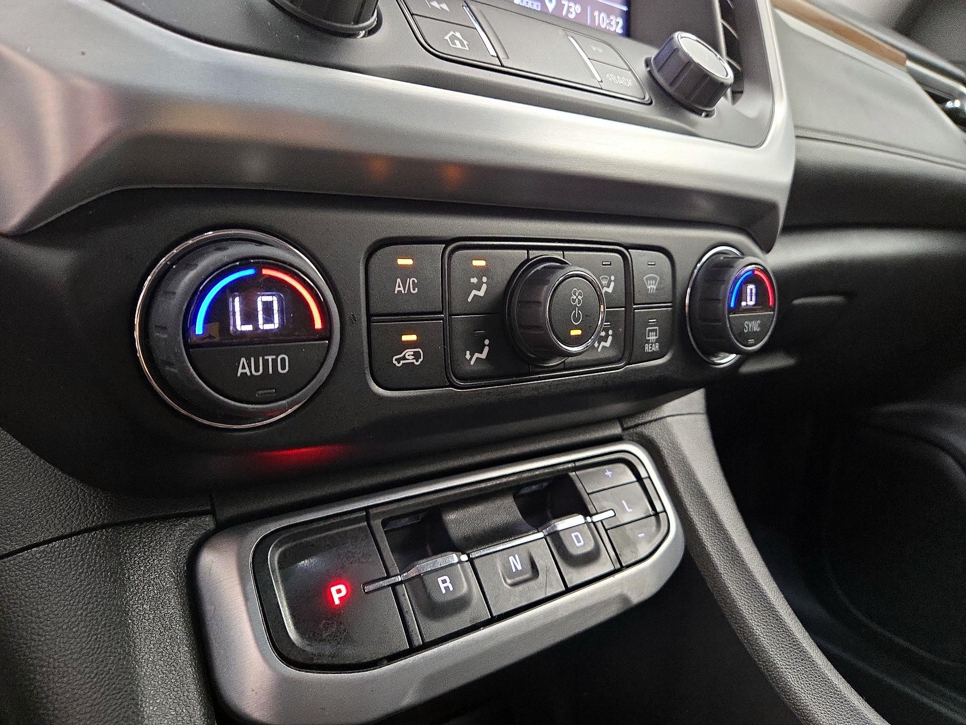 Thumbnail: 2023 GMC Acadia - 16