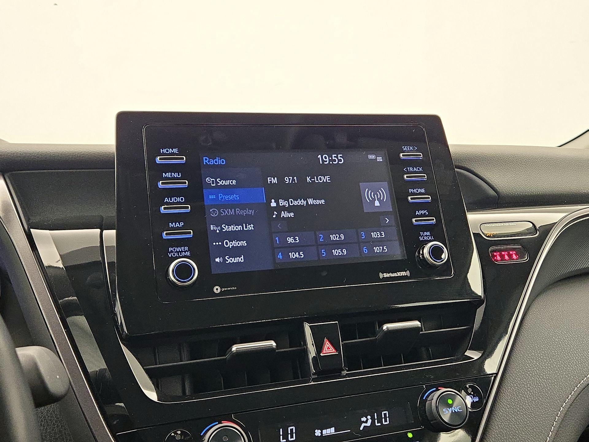 Thumbnail: 2021 Toyota Camry - 15