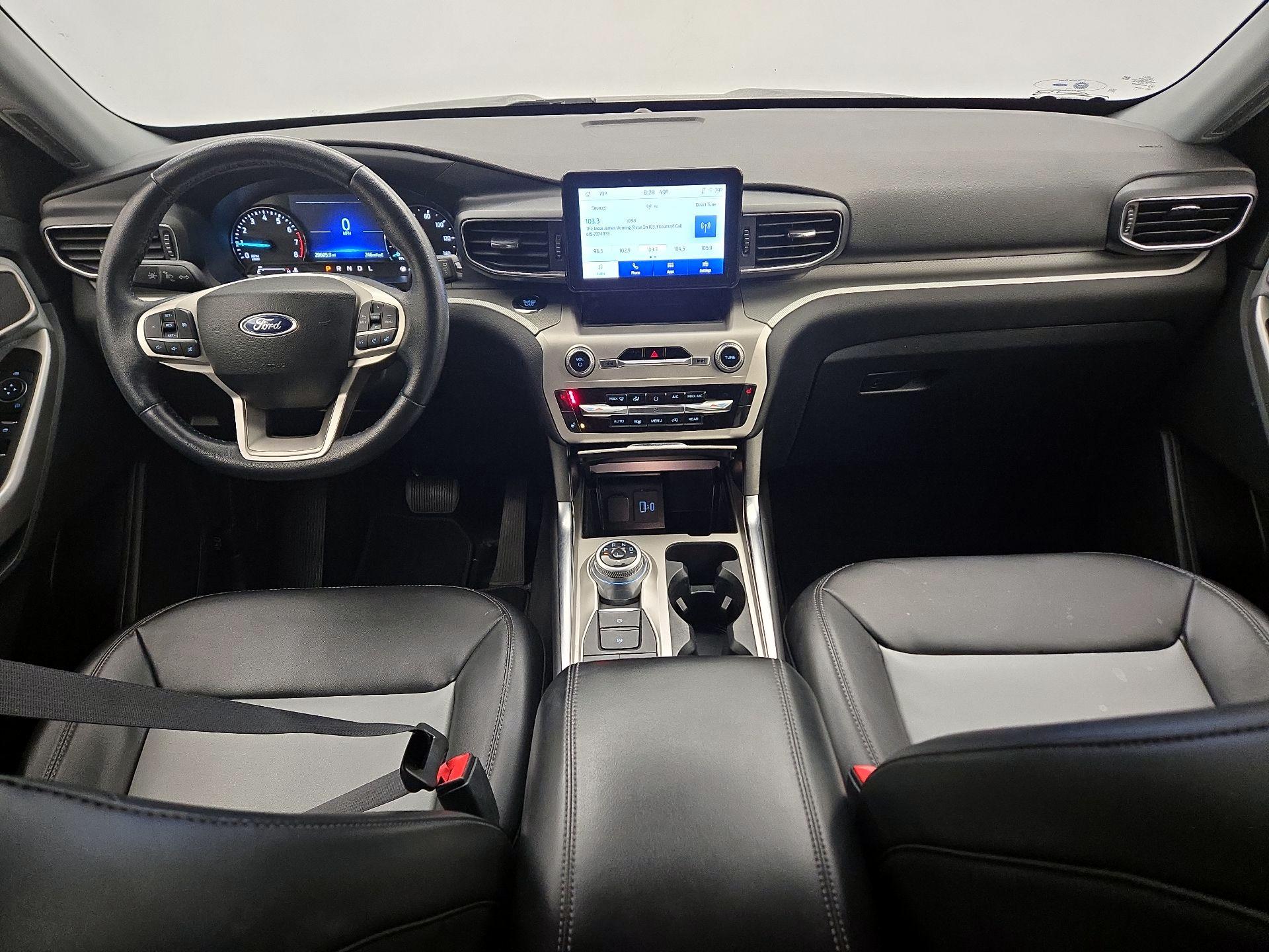 Thumbnail: 2022 Ford Explorer - 9